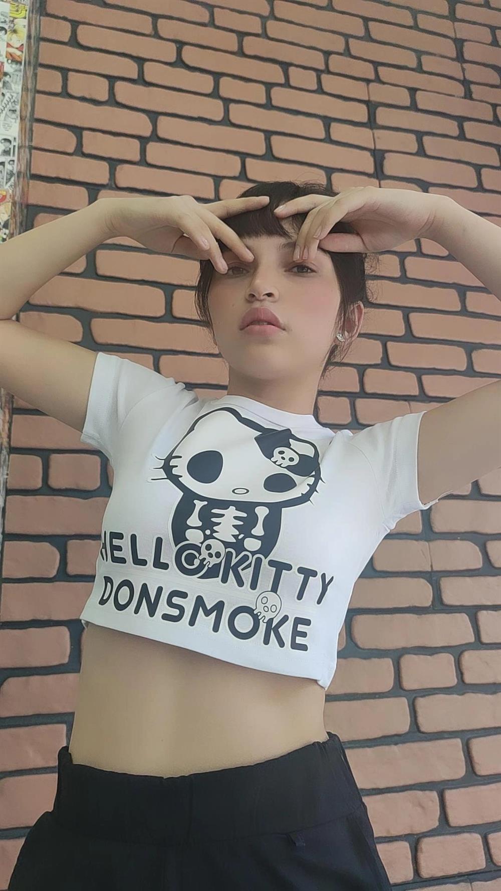Hellokitty Crop Tshirt Hellokitty Donsmoke Baskılı Beyaz Dar Kalıp Crop Tişört