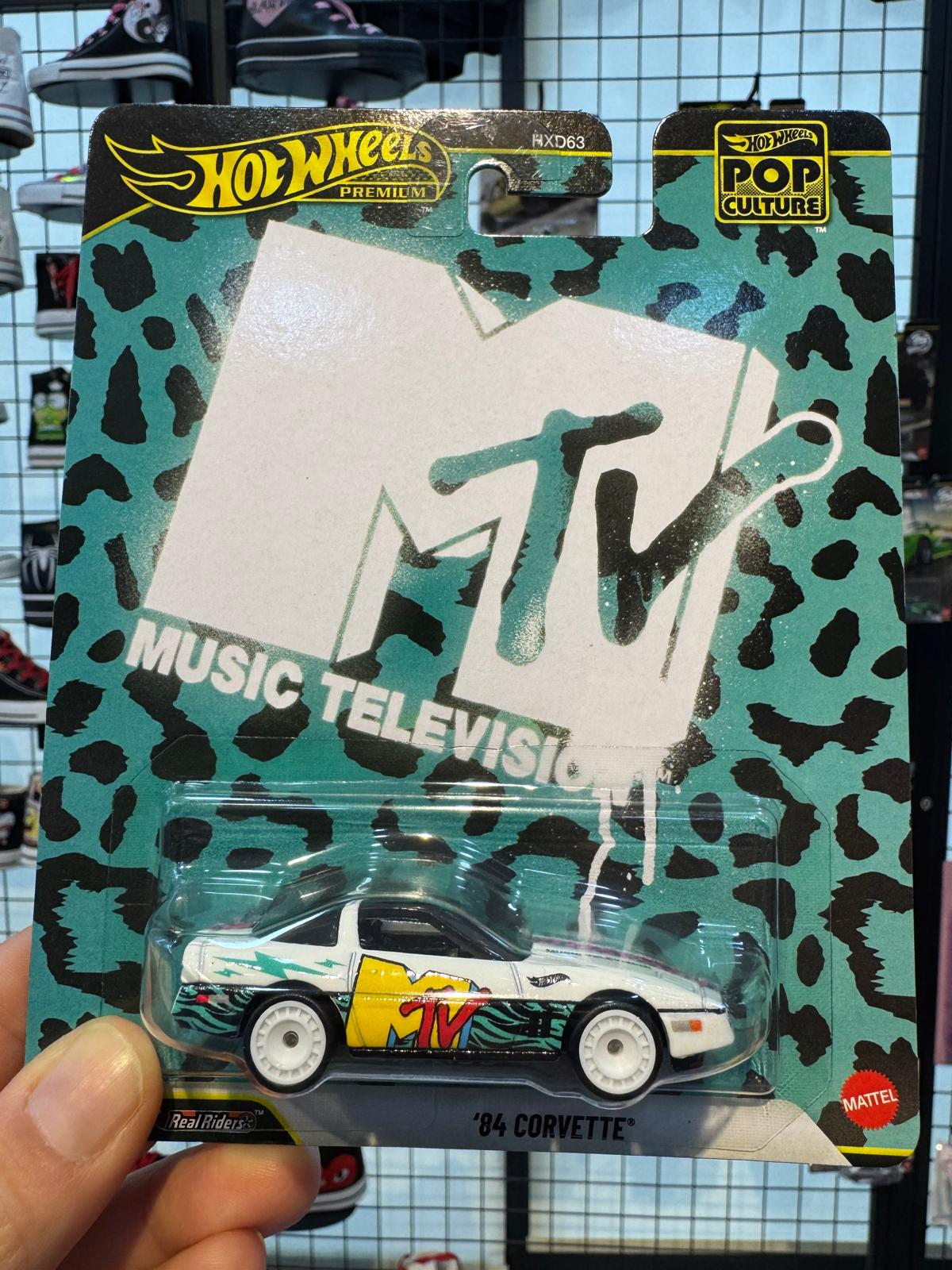 Hot Wheels Preimum Seri Lisanslı Araba(mtv)