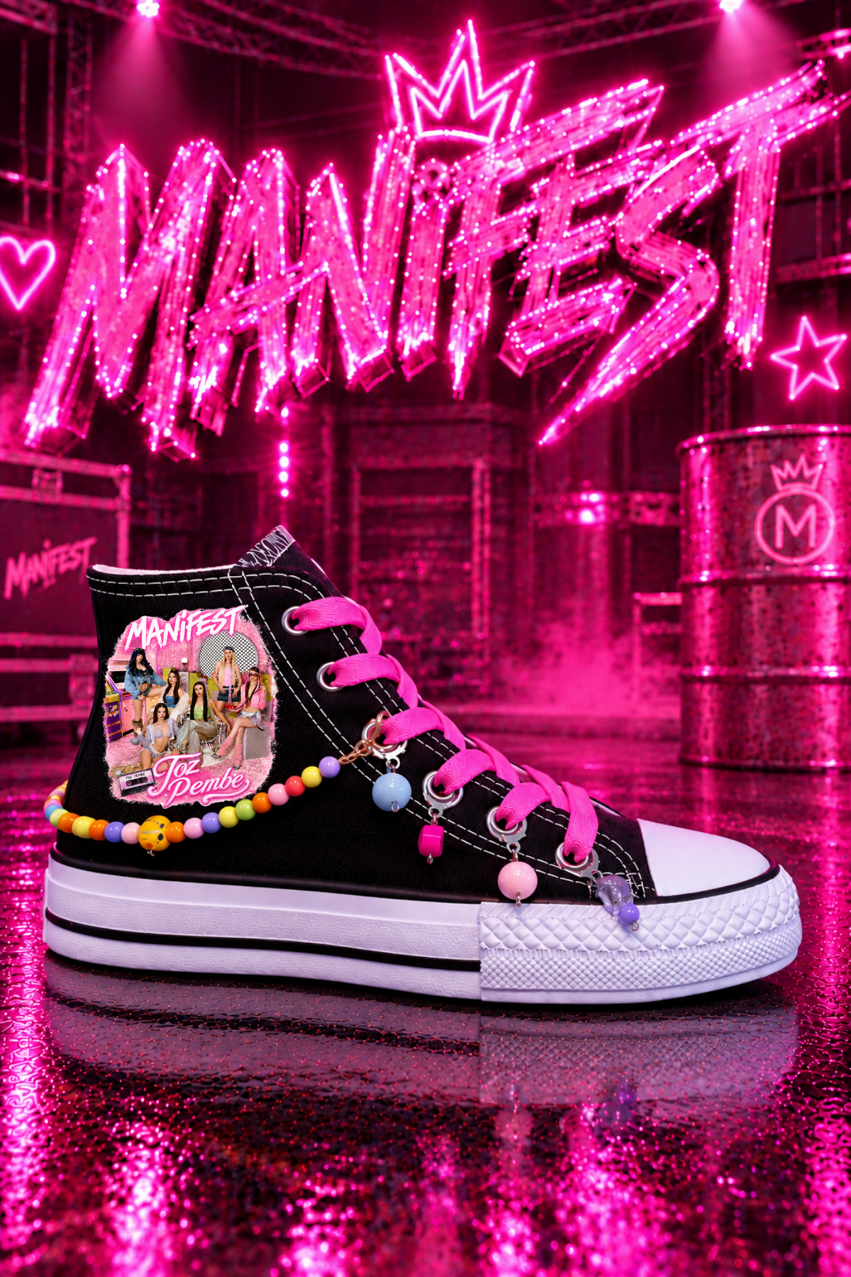 Manifest Toz Pembe Baskılı Siyah Boncuk ve Halhallı Spor Ayakkabı Sneaker 
