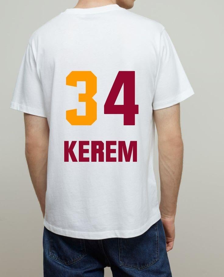 Ön Tarafta Türkiye AyYıldız Baskısı Arka Tarafta Numara Ve İsim Baskılı Beyaz Kişiye Özel Tişört (şehir 34 detaylı)