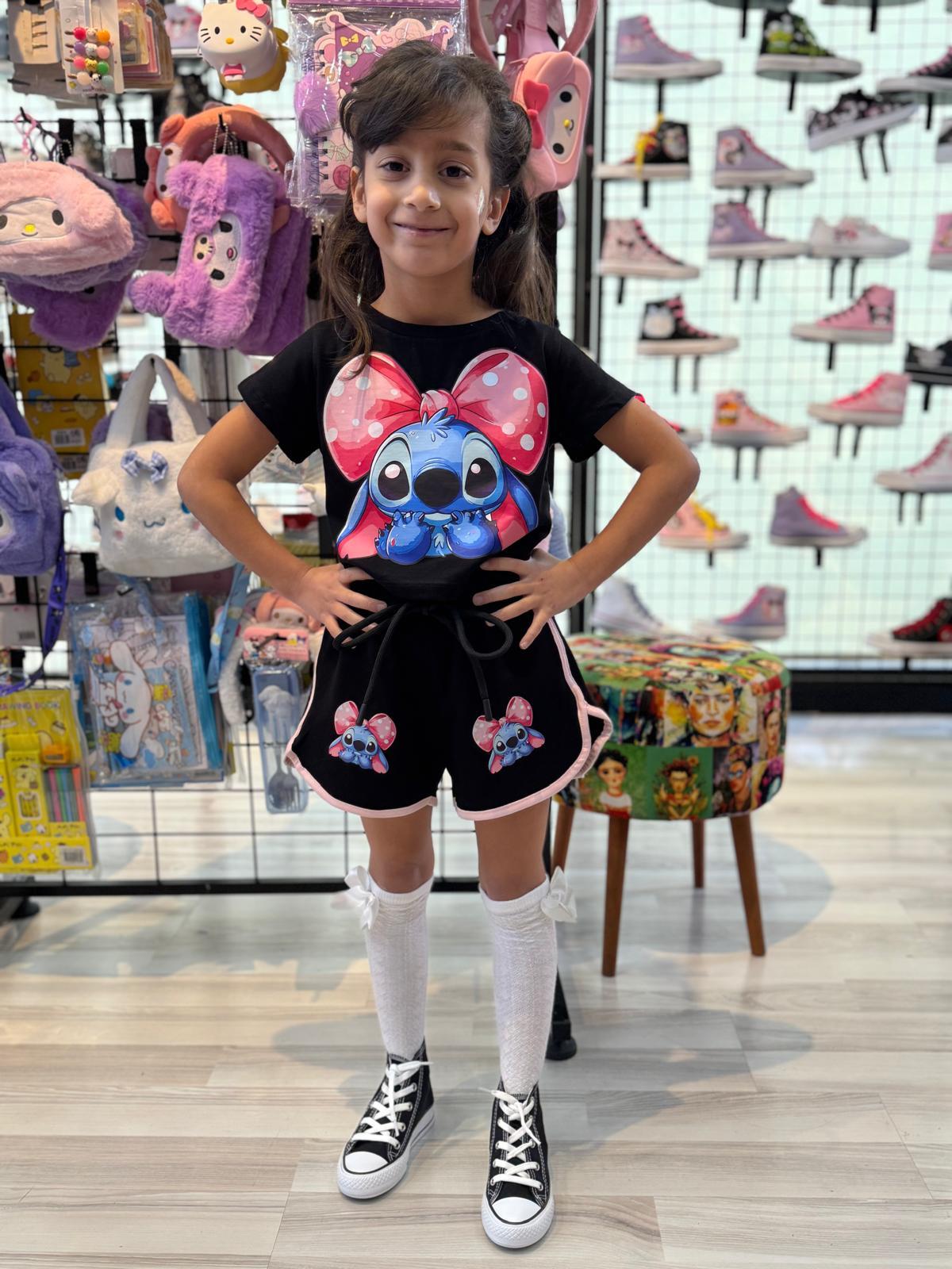 Stich Kırmızı Kurdeleli Baskılı Siyah Şort/Tişört Takım