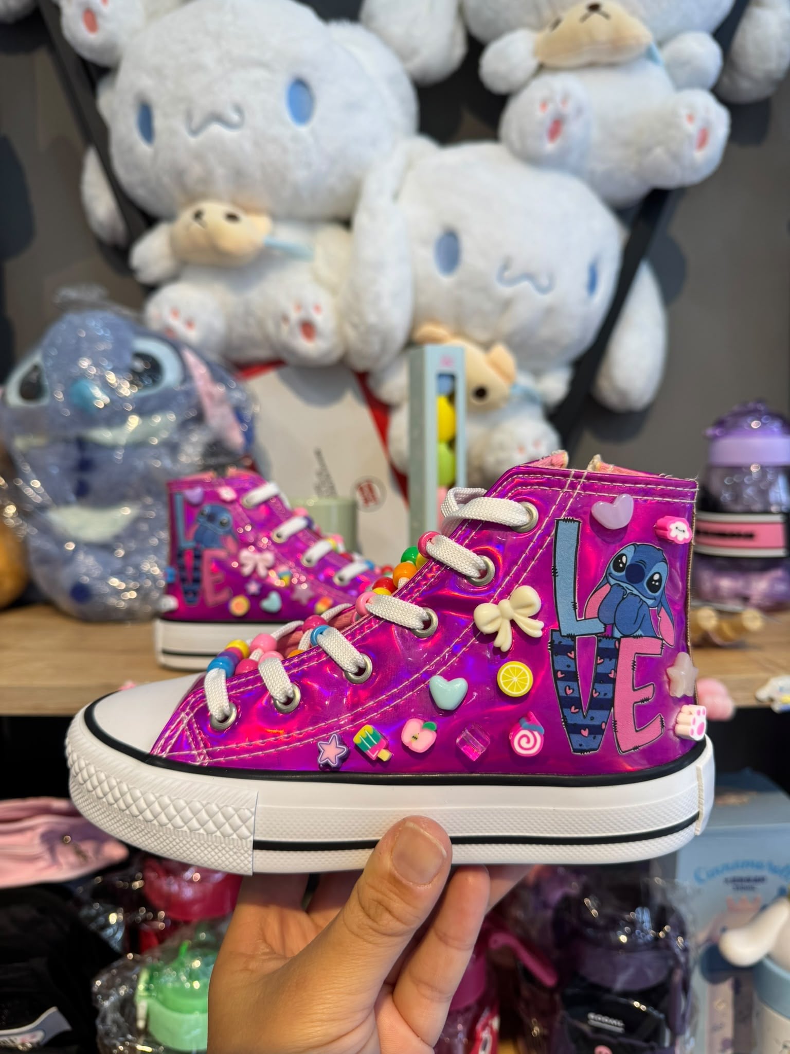 Stitch Baskılı Ve 3D Boncuk Süslemeli Fuşya Hologram Fermuarlı Spor Ayakkabı Sneaker