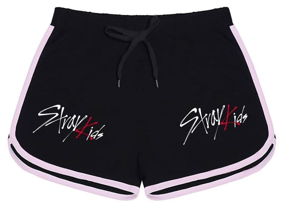StrayKids Baskılı Siyah Pembe Detaylı Kız Çocuk Şort