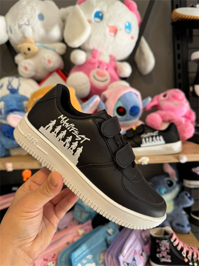 Manifest Baskılı Siyah Çırtlı Spor Ayakkabı Sneaker 