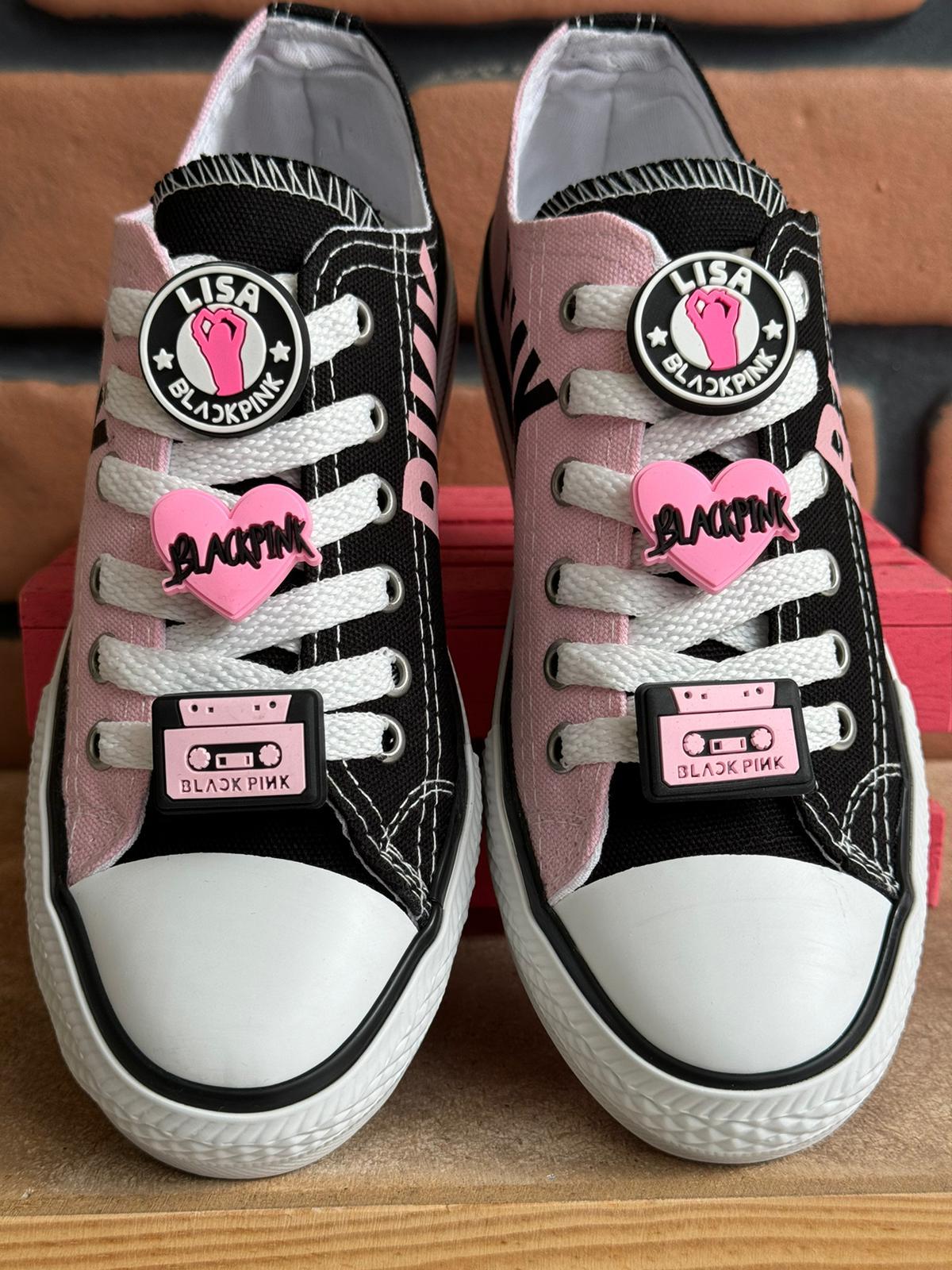 Blackpink Yazı Baskılılı Siyah/Pembe Çİft Renkli Bağcık Süslü (lisa-rose-jisoo-jennie Tercihe Göre Bağcık Süsü Değişebilir)Spor Ayakkabı Sneaker