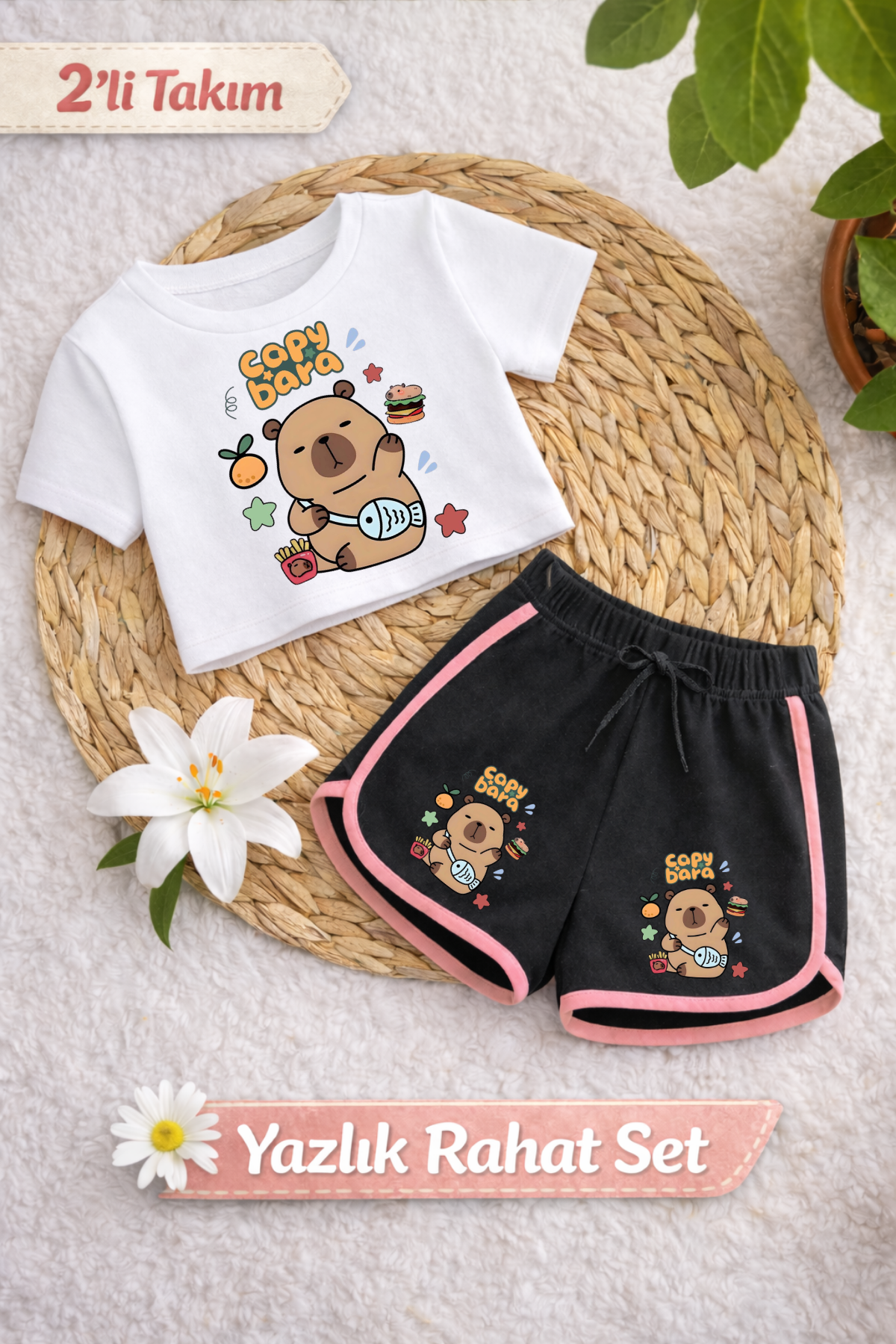 Capybara Baskılı Beyaz Crop Siyah Şort Takım