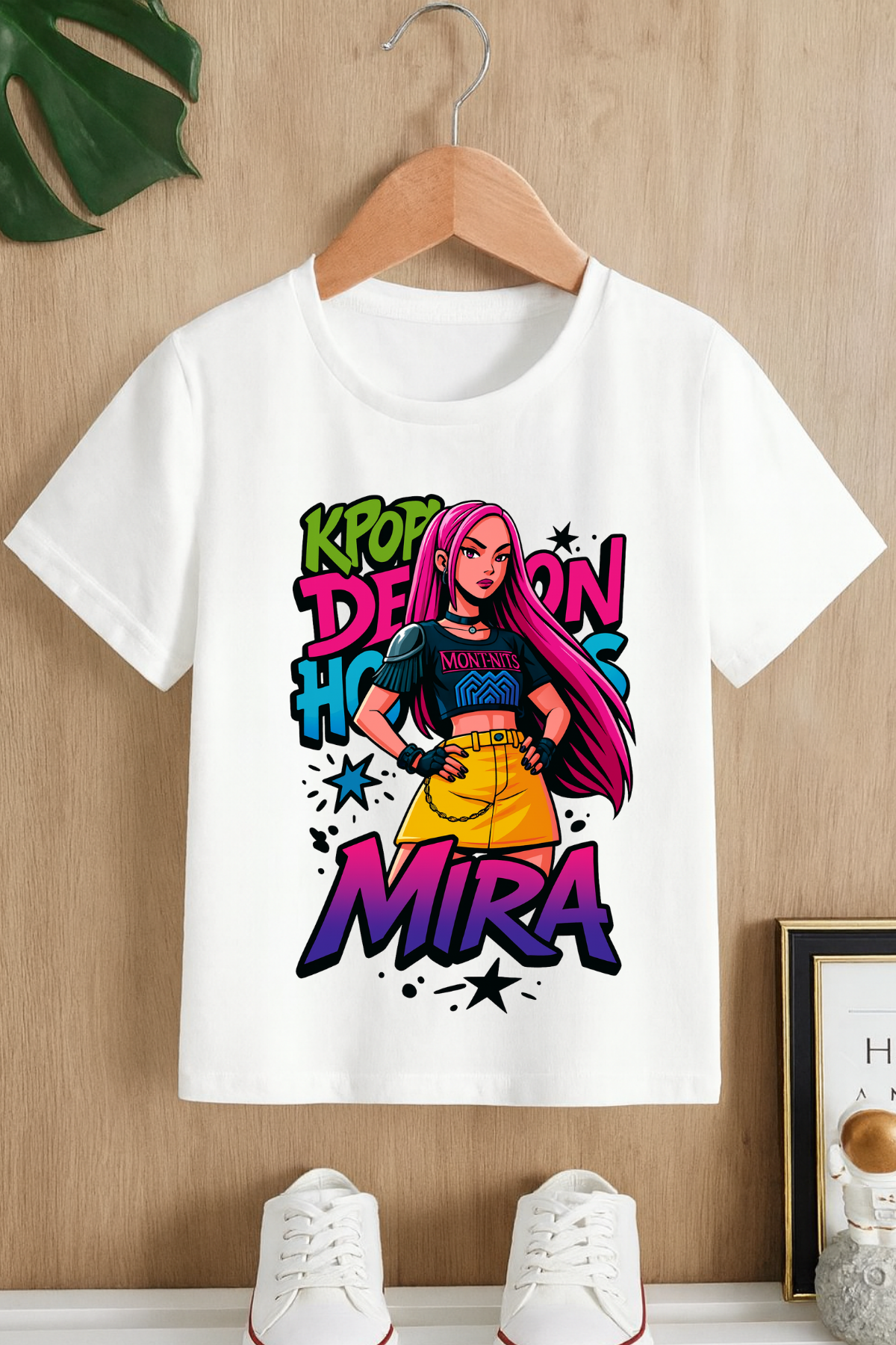 K-Pop Demon Hunters Mira Baskılı Beyaz Tişört
