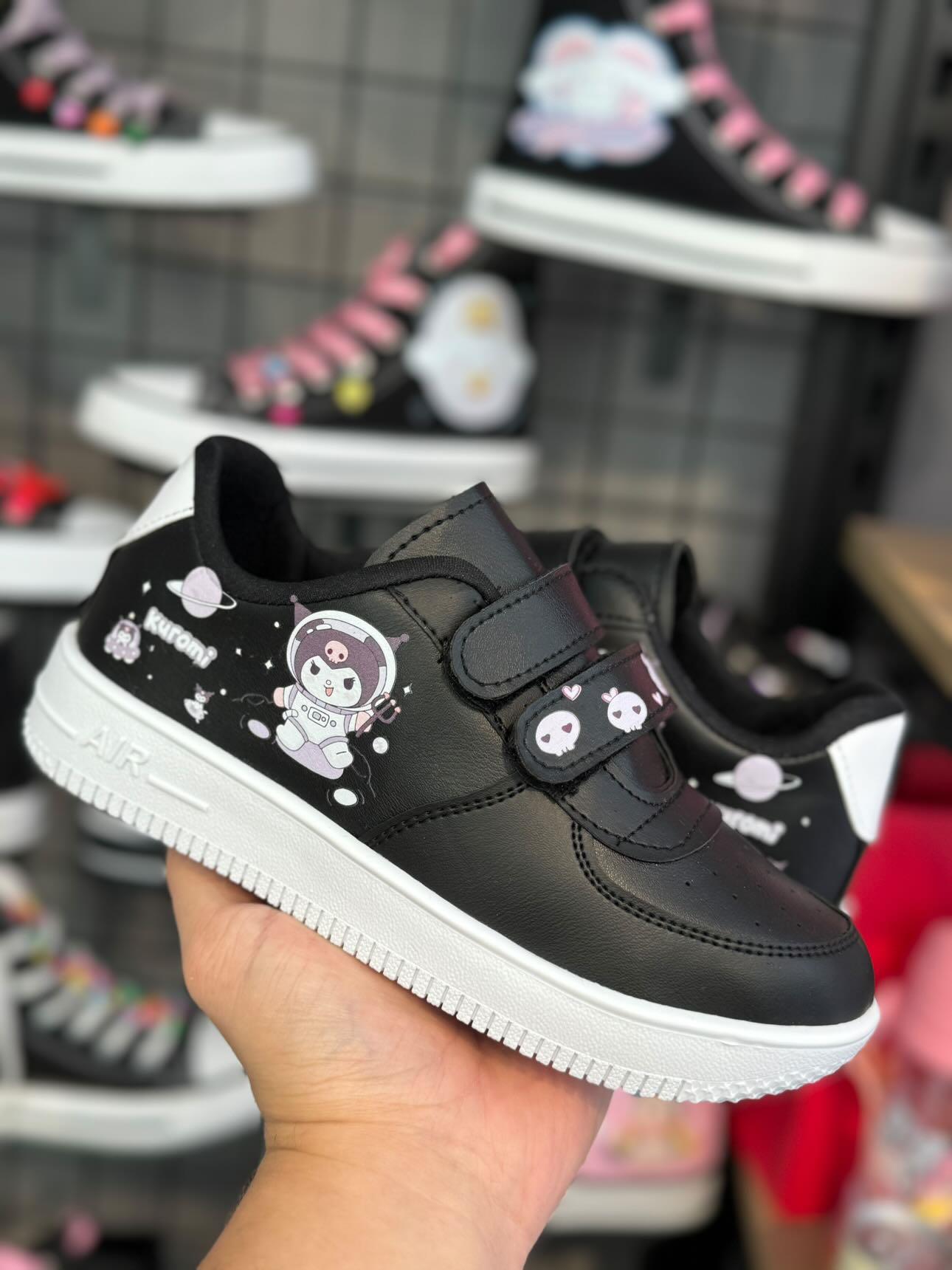 Kuromi Astronot Baskılı Siyah Deri Çırtlı Spor Ayakkabı Sneaker 