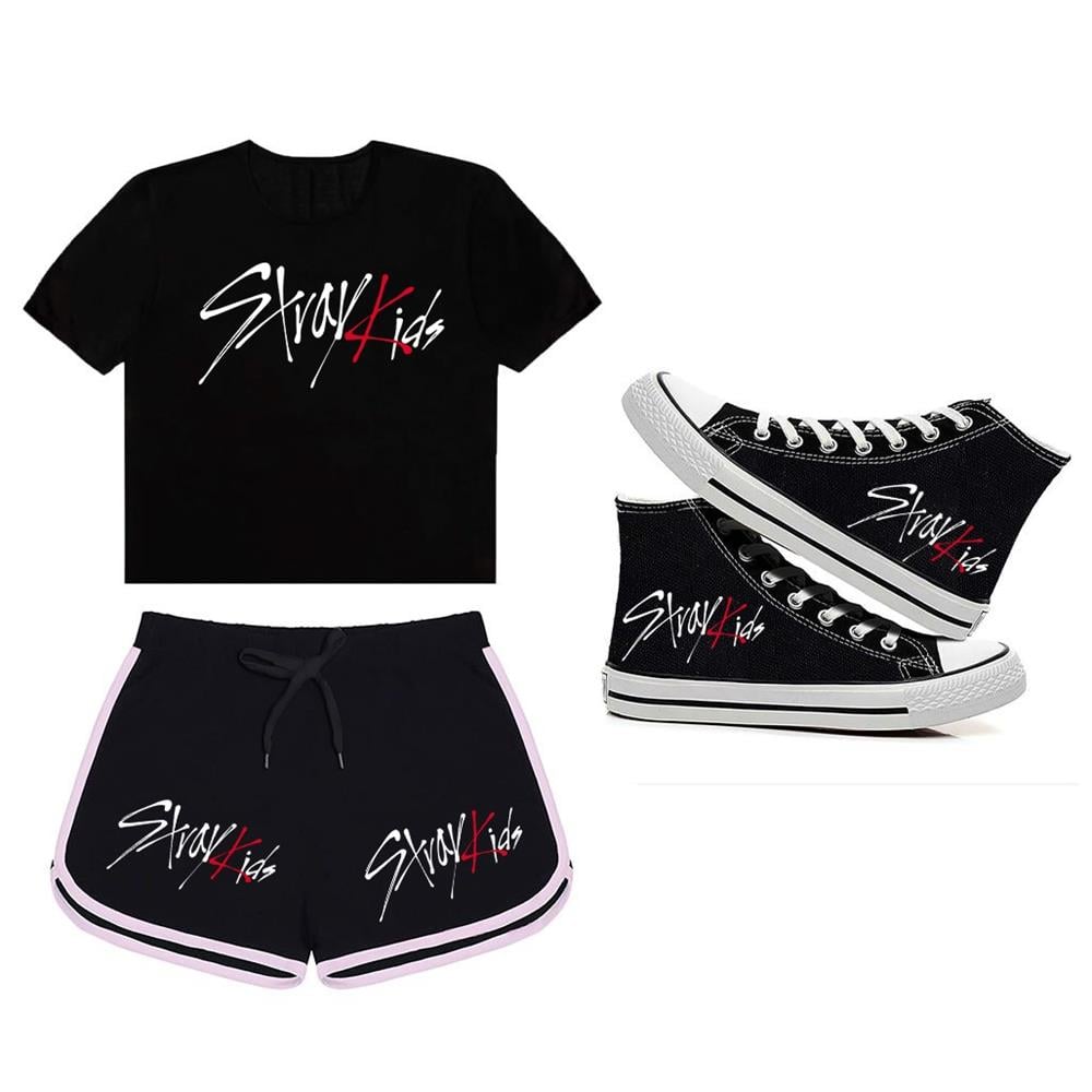 StrayKids Baskılı Ayakkabı,Şort,Tshirt Kombin