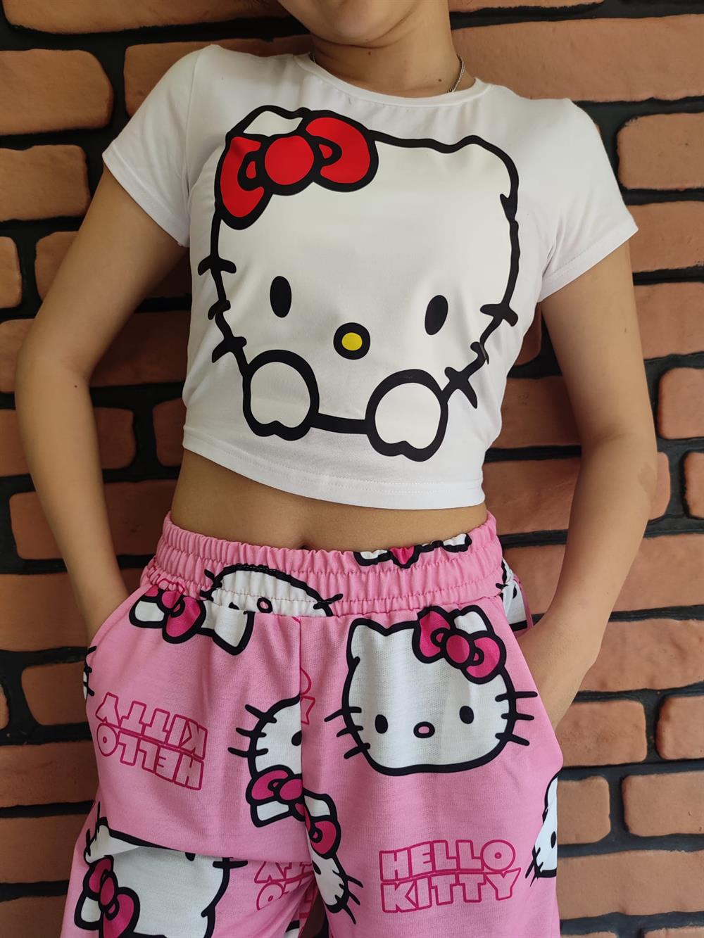 Hellokitty Eşofman Ve Beyaz Crop Takım