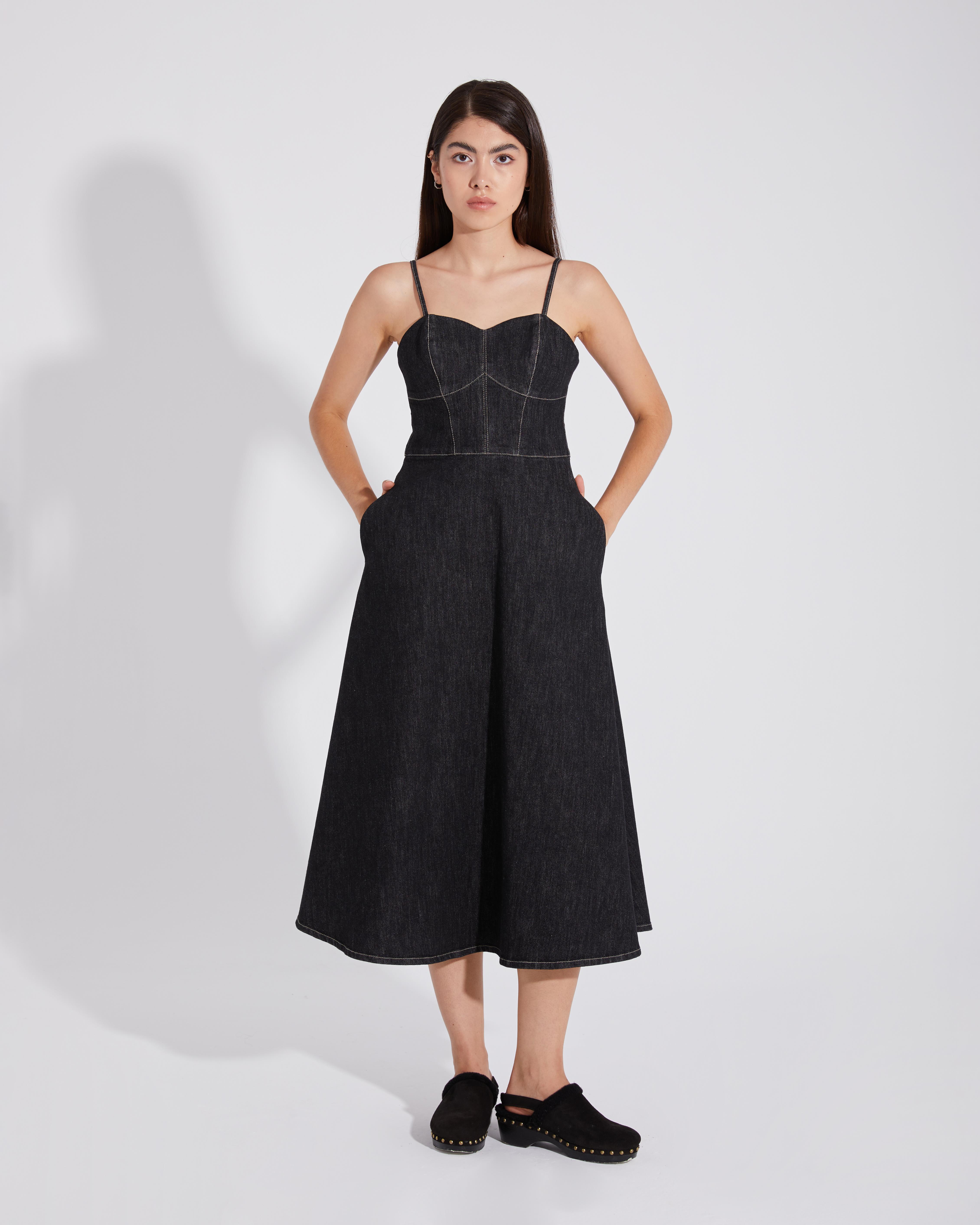 %100 Pamuk Ayarlanabilir İnce Askılı Yan Cepli Arka Fermuarlı Uzun Kot Denim Elbise