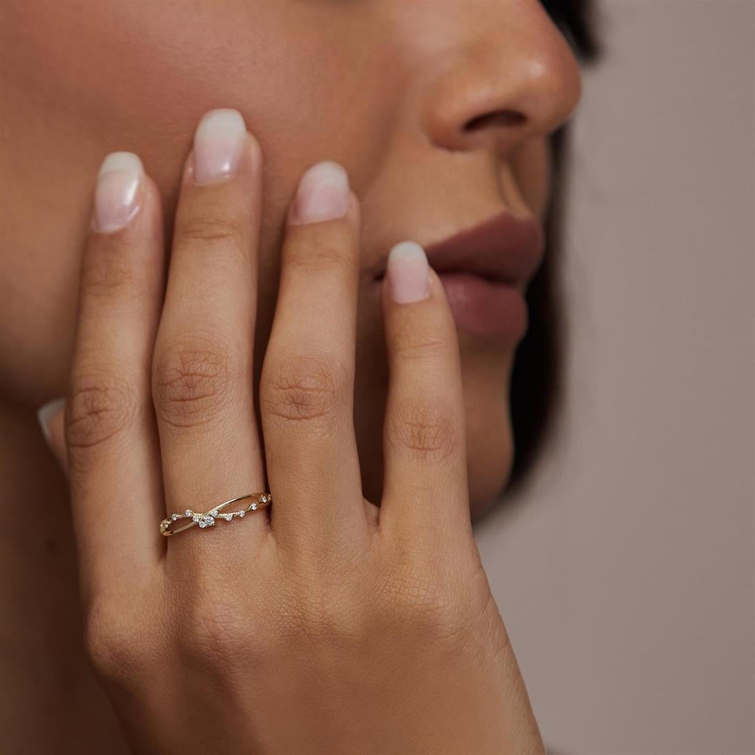 Dainty Swarovski Yüzük
