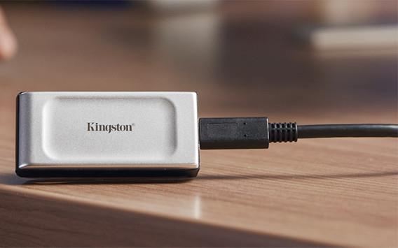 Kingston XS2000 4TB ポータブルSSD Kingston XS2000 4TB USB 3.2 Gen 2x2 Type-C Koruma Kılıflı 2000
