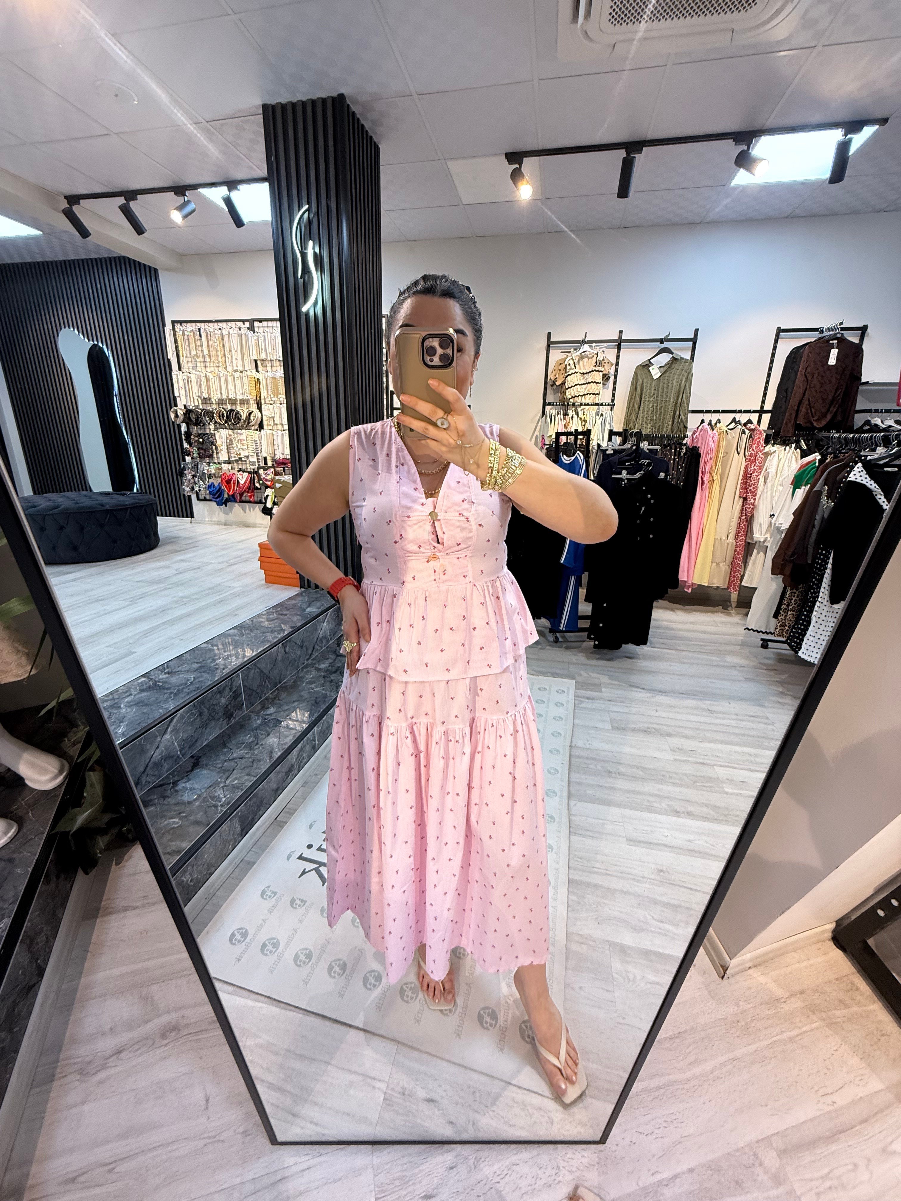 Pembe Çiçek Desenli Etekli Takım
