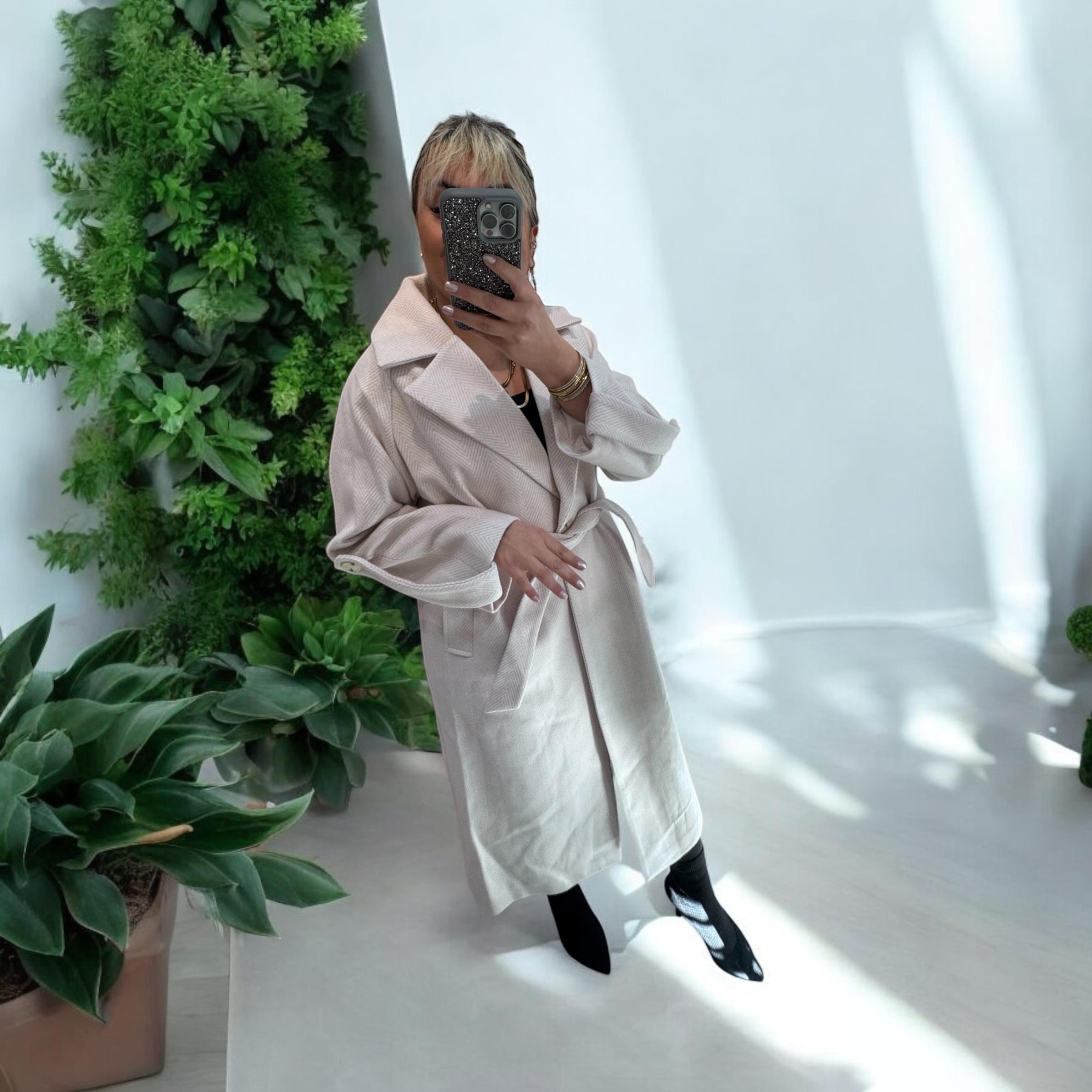 Balıksırtı Desenli Bej Premium Kalite Kaban