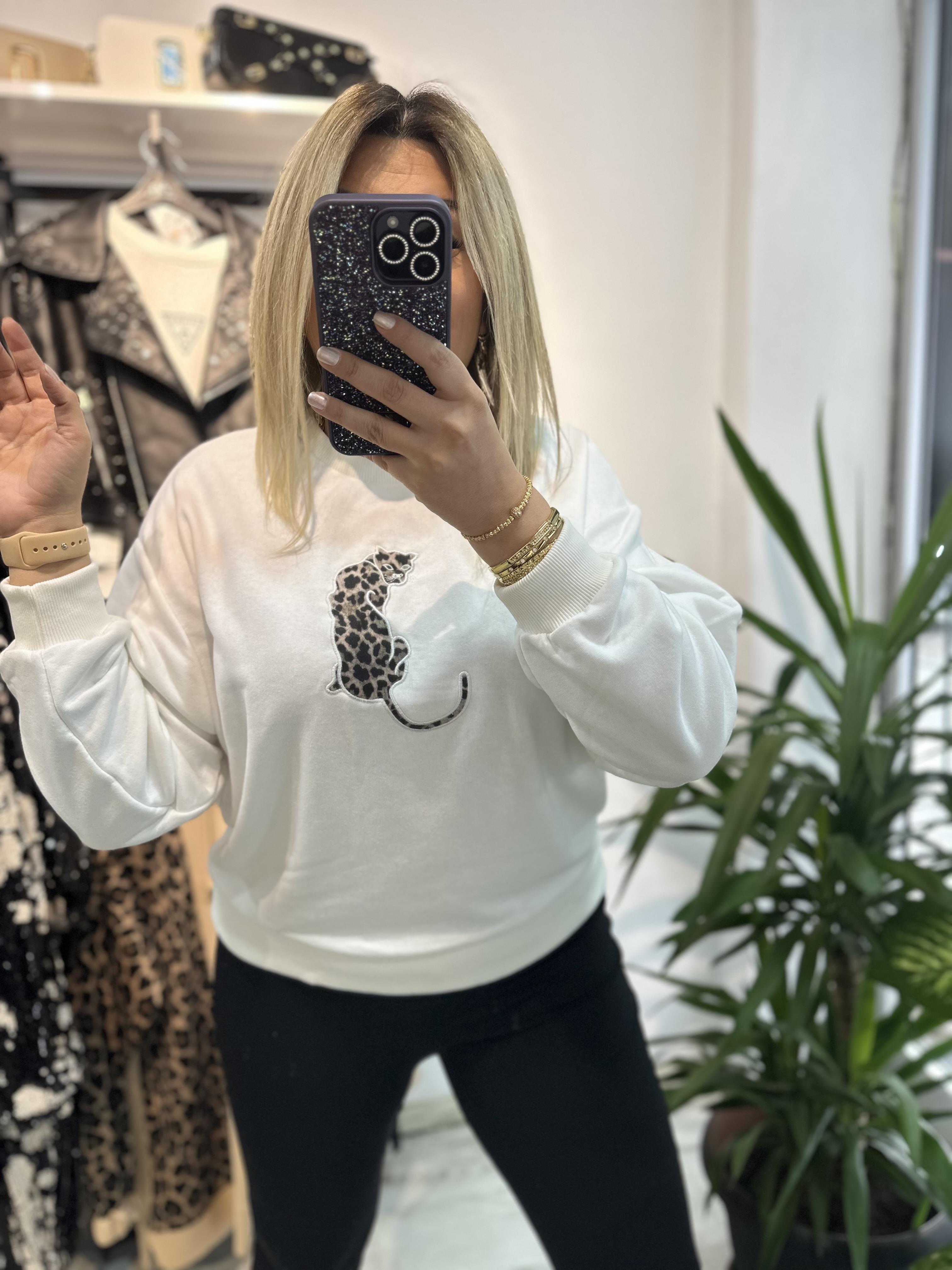 Beyaz Leo Detaylı Sweatshirt