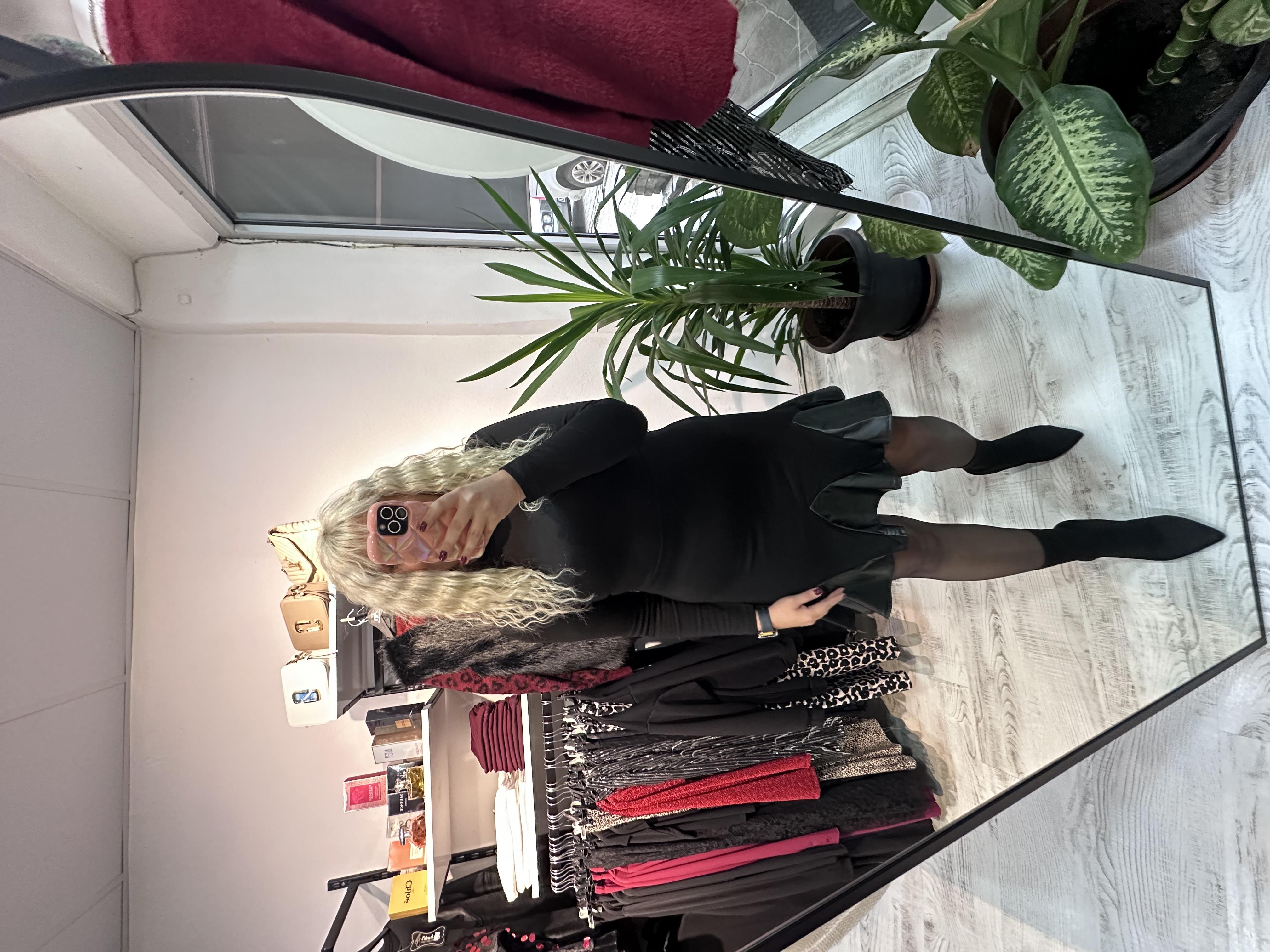 Deri Detaylı Tasarım Mini Elbise