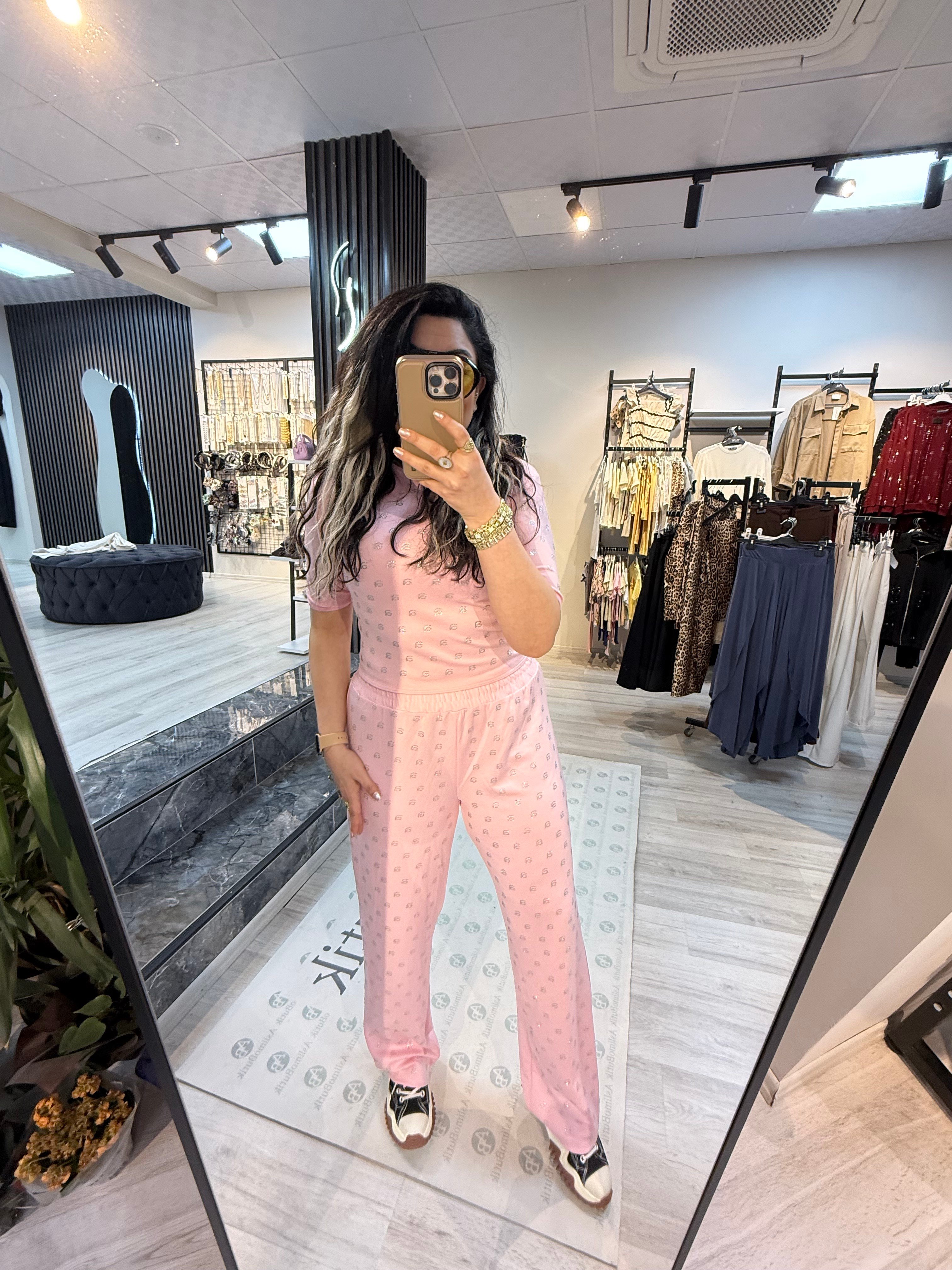 Pembe Taşlı Takım