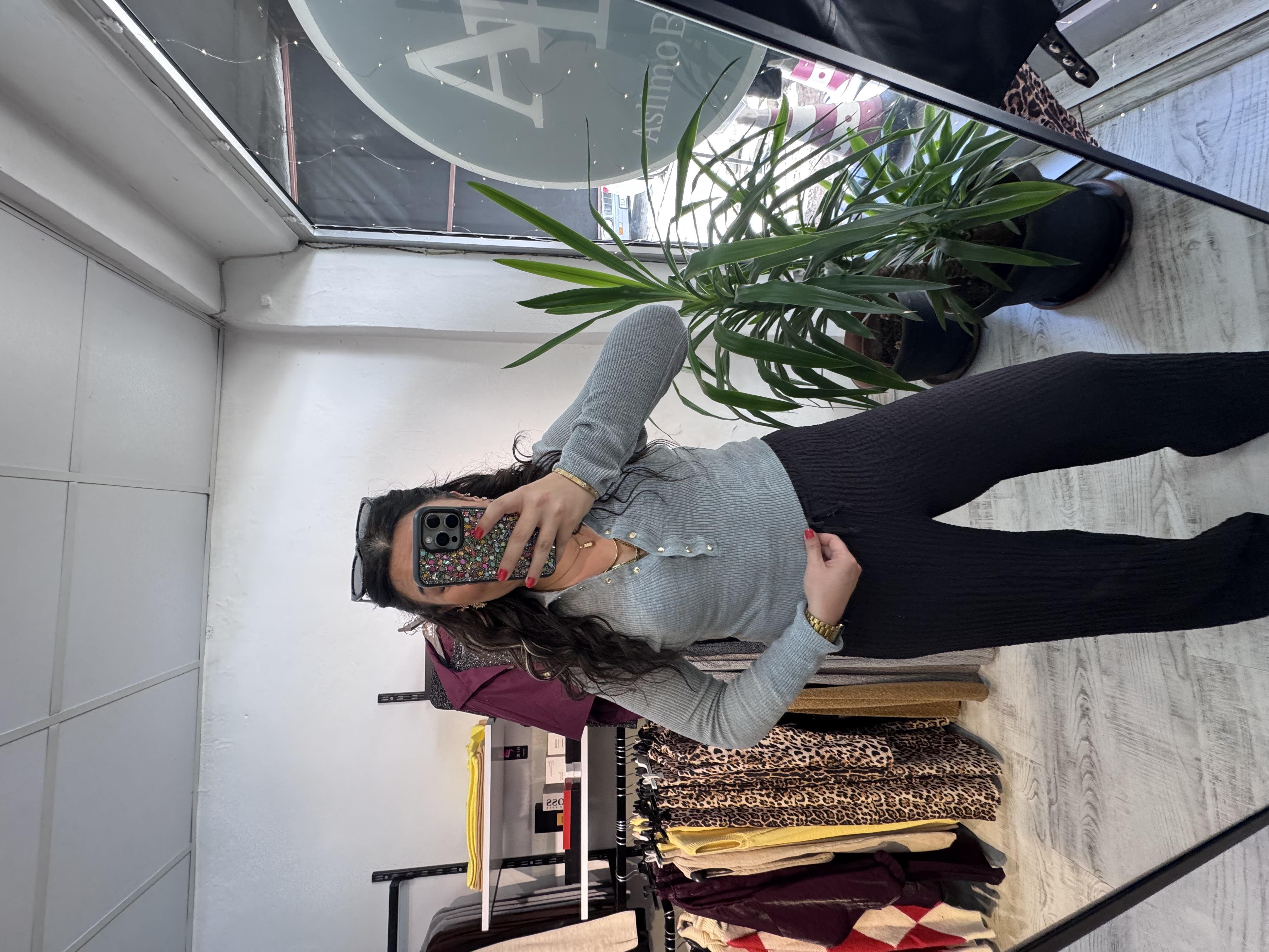 Gold Çıtçıt Detaylı Gri Triko