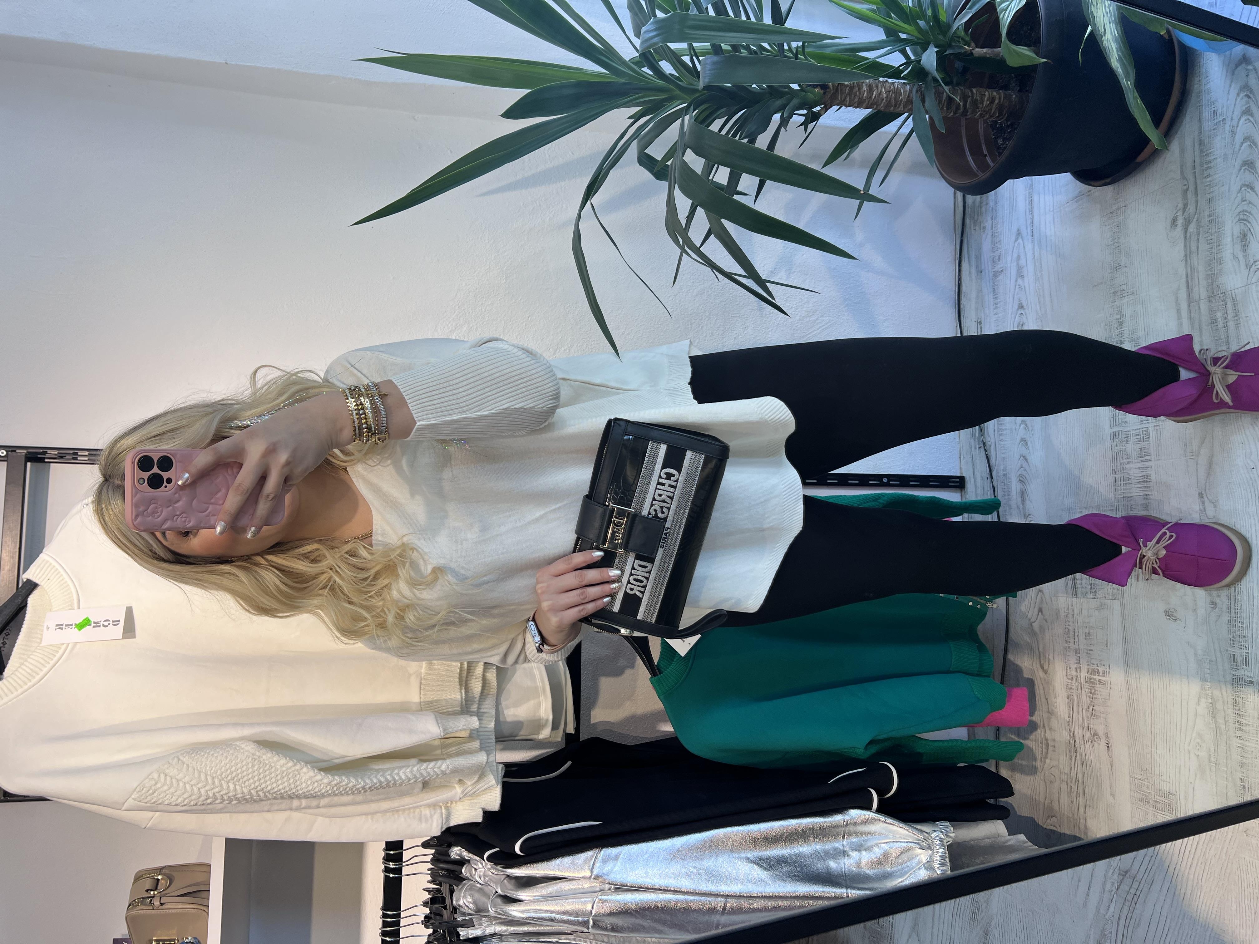 Kayık Yaka Yarasa Kol Bej Triko