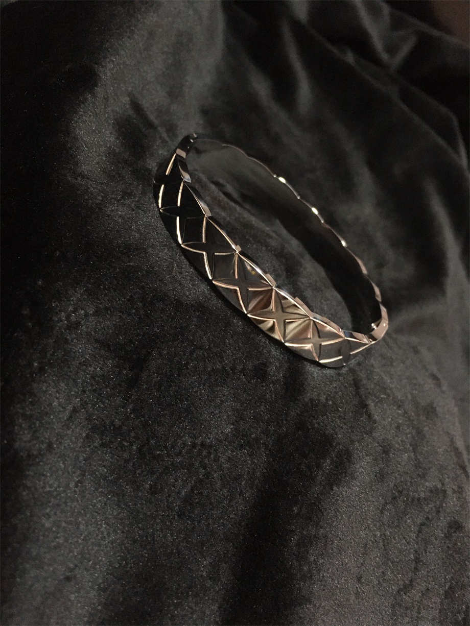 Kelepçe Model Bileklik