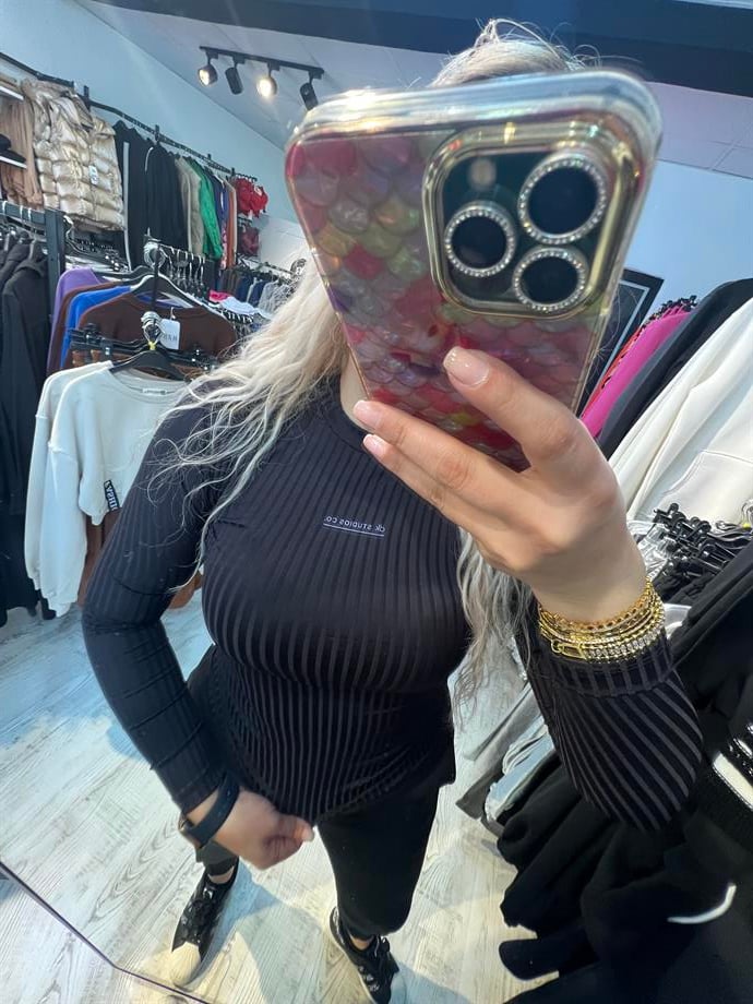 Kendinden Çizgili Tam Kalıp Siyah Bluz