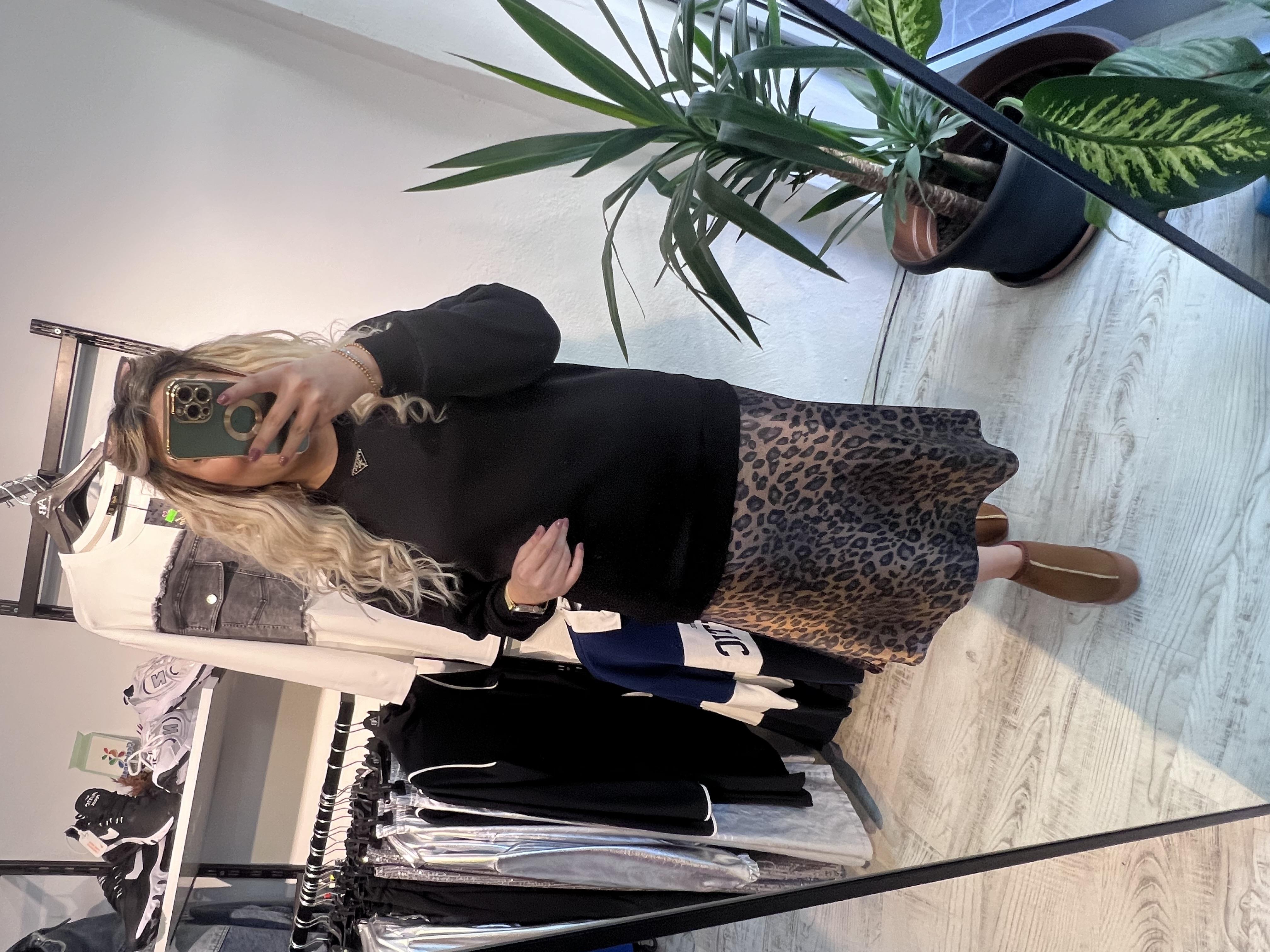 Leopar Desenli Saten Etek