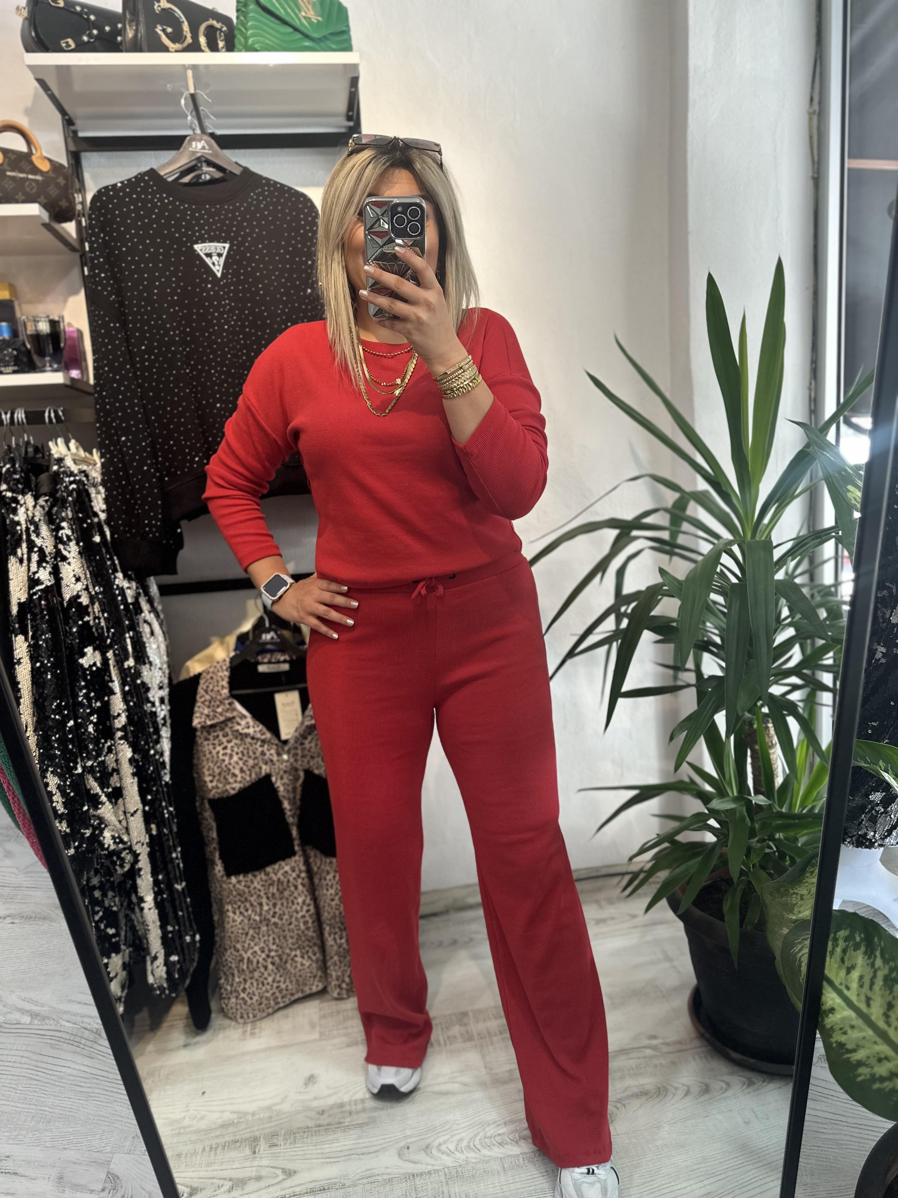 Marka Model Kaşkorse Kırmızı Takım