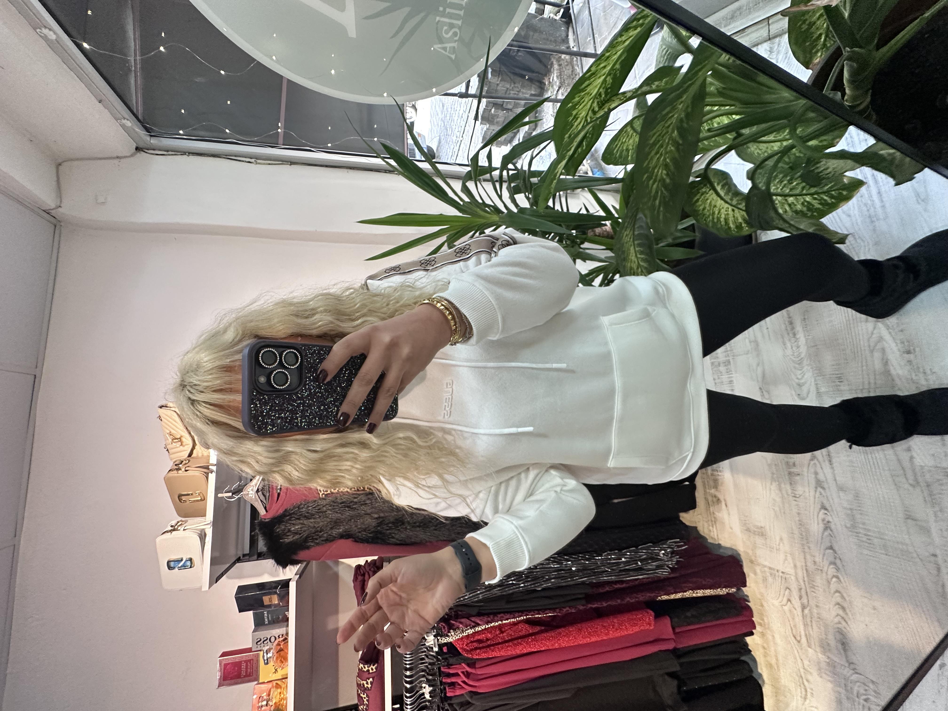 Marka Model Şeritli Kapşonlu Beyaz Sweat