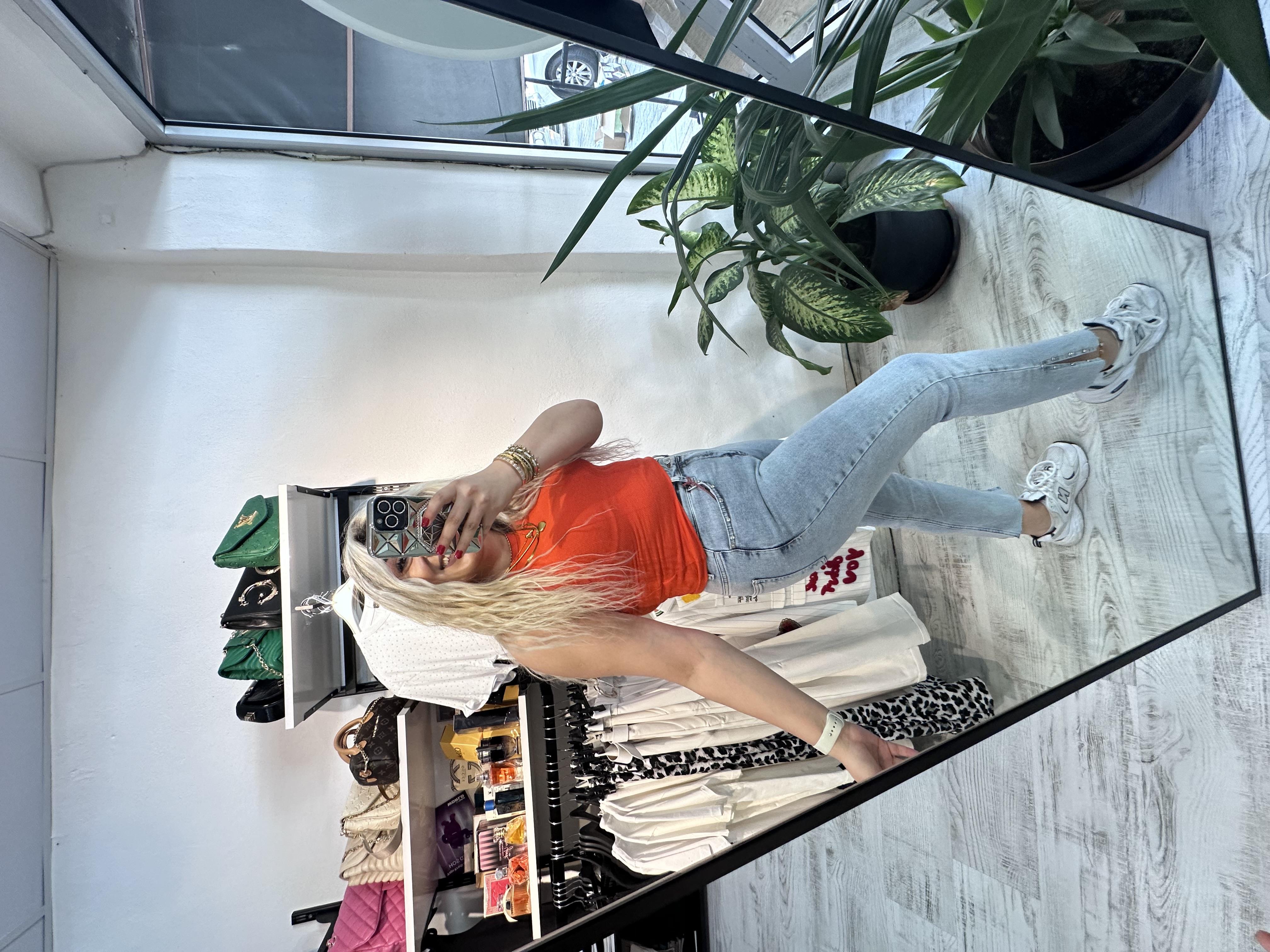 Premium Kalite Paça Yırtmaçlı Taşlı Jean