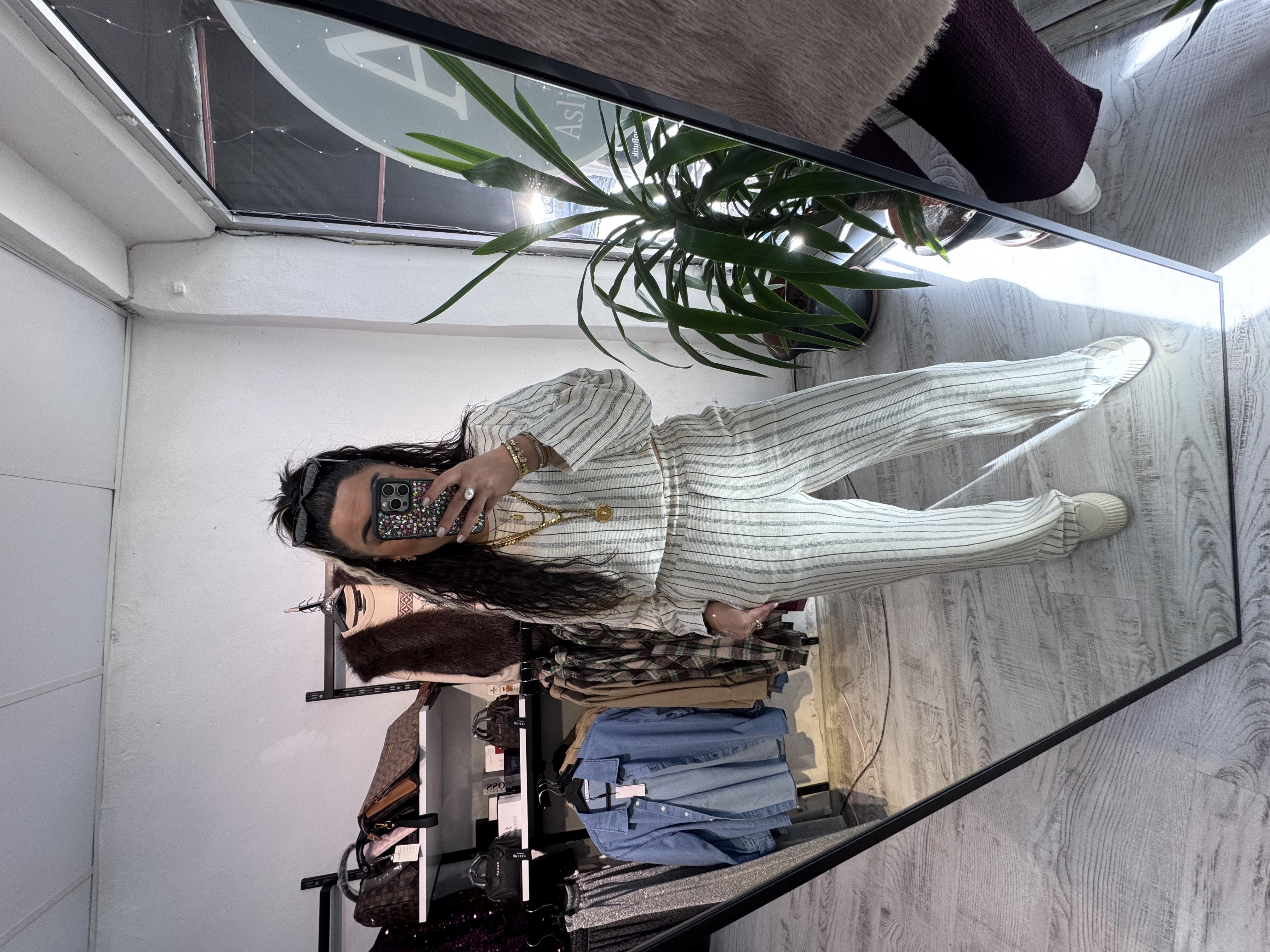 Premium Seri Çizgili Takım