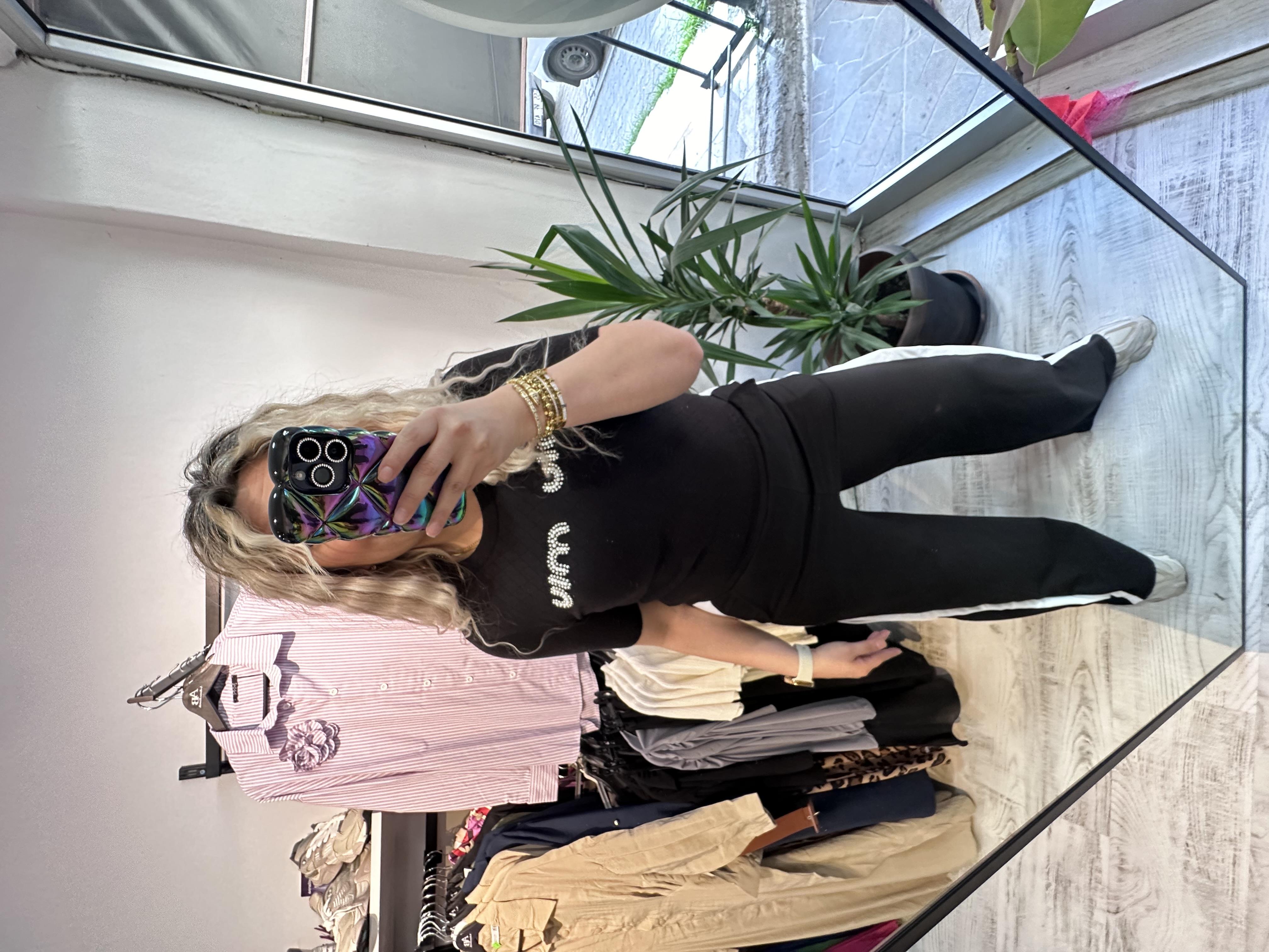 Siyah Miu Taş Baskılı Tshirt