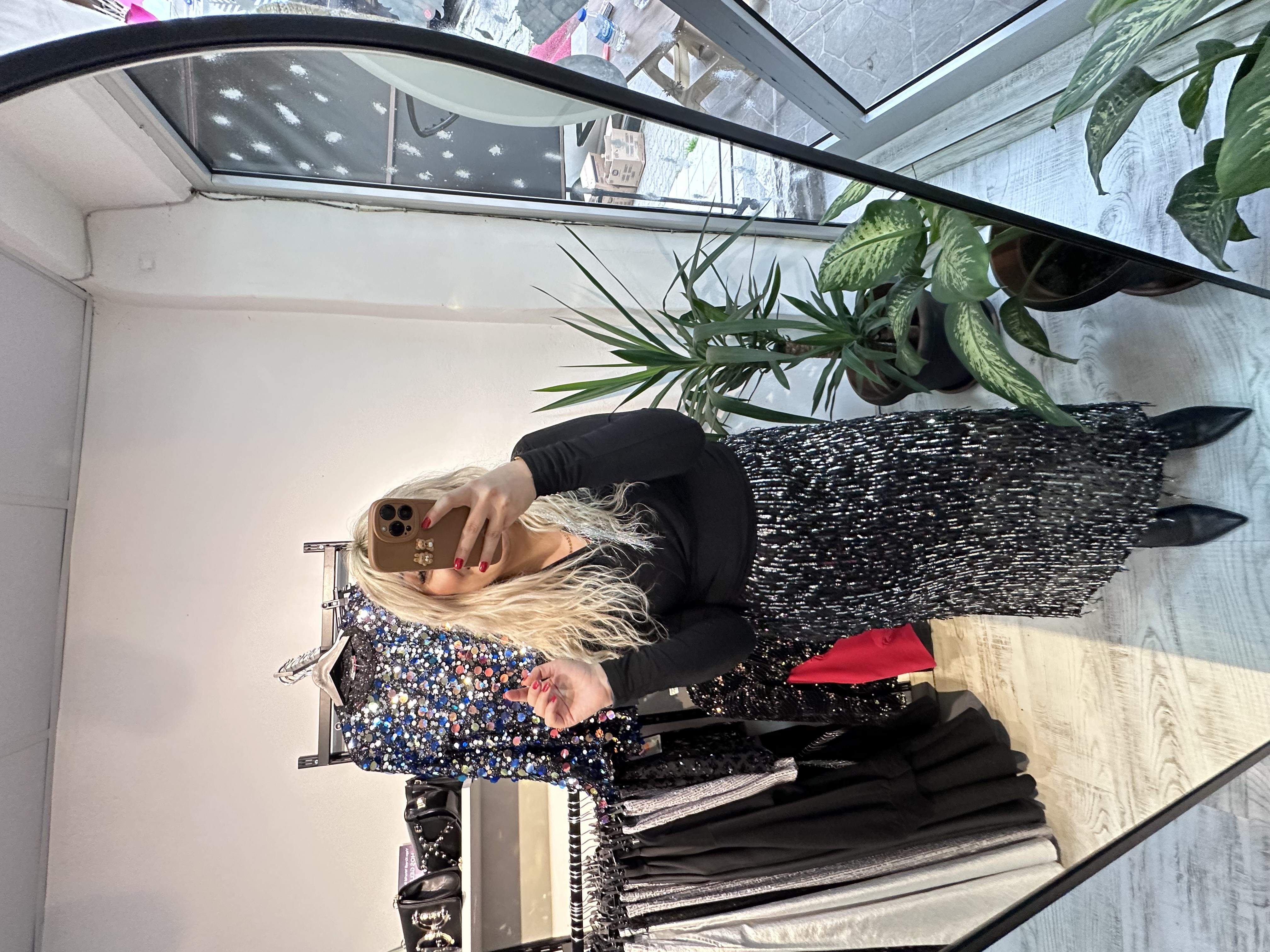 Tüy Pullu Siyah Payet Etek