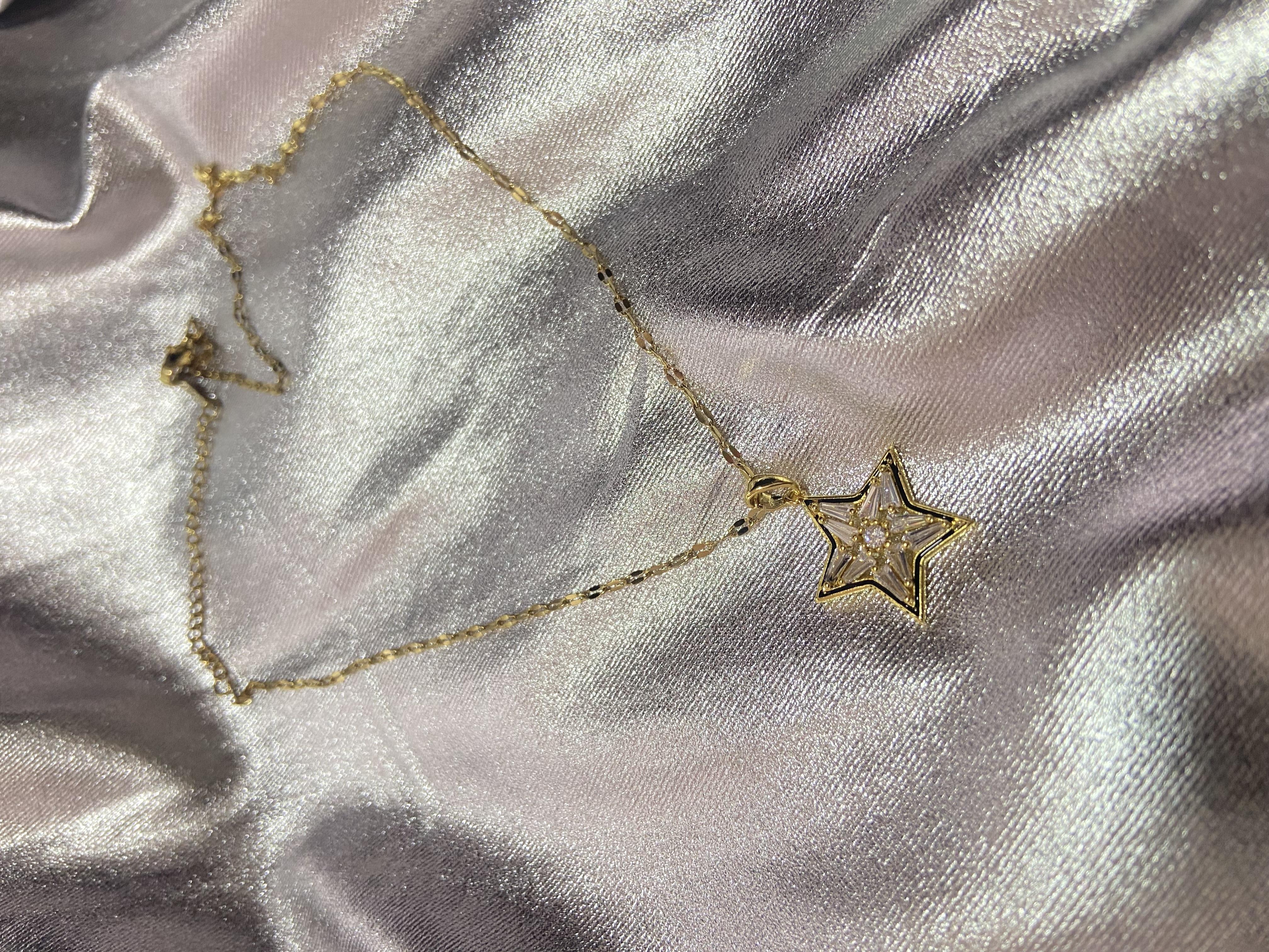 Yıldız Taşlı Gold Çelik Kolye