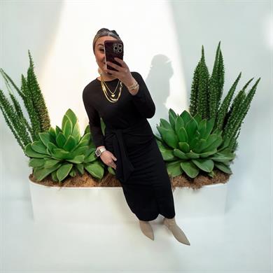 Bağlama Detaylı Siyah Elbise