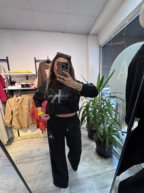 Marka Model Parlak Şerit Detaylı Takım