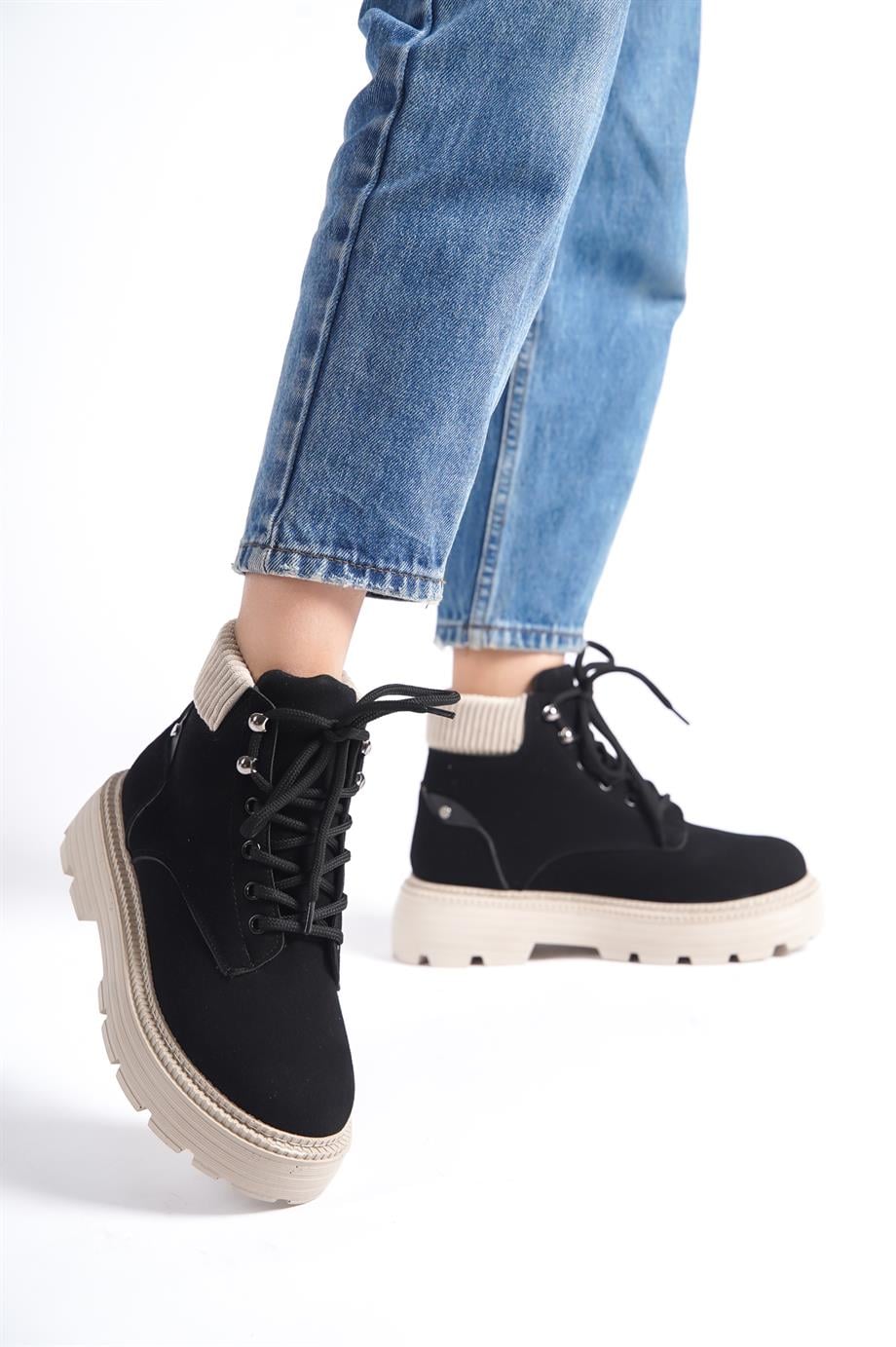 Cati Bağcıklı Kalın Tabanlı Kadın Bot Siyah
