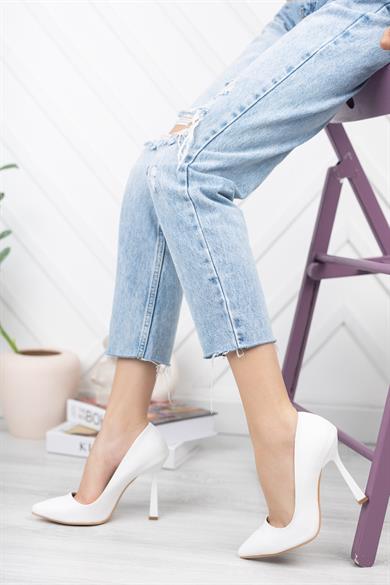 Heel Beyaz Cilt Stiletto