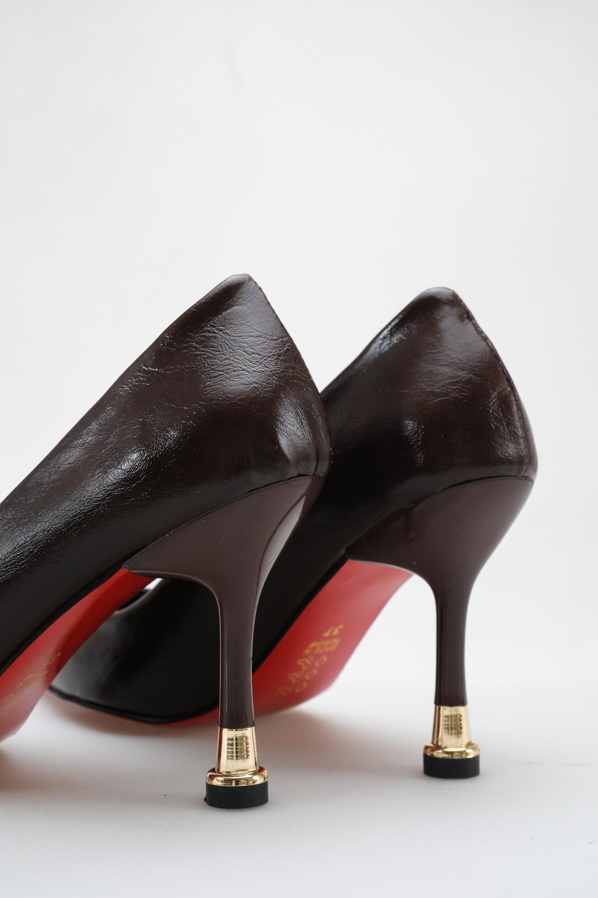 Ely Kadın Stiletto Kahve Sivri Burun Klasik Topuklu Ayakkabı