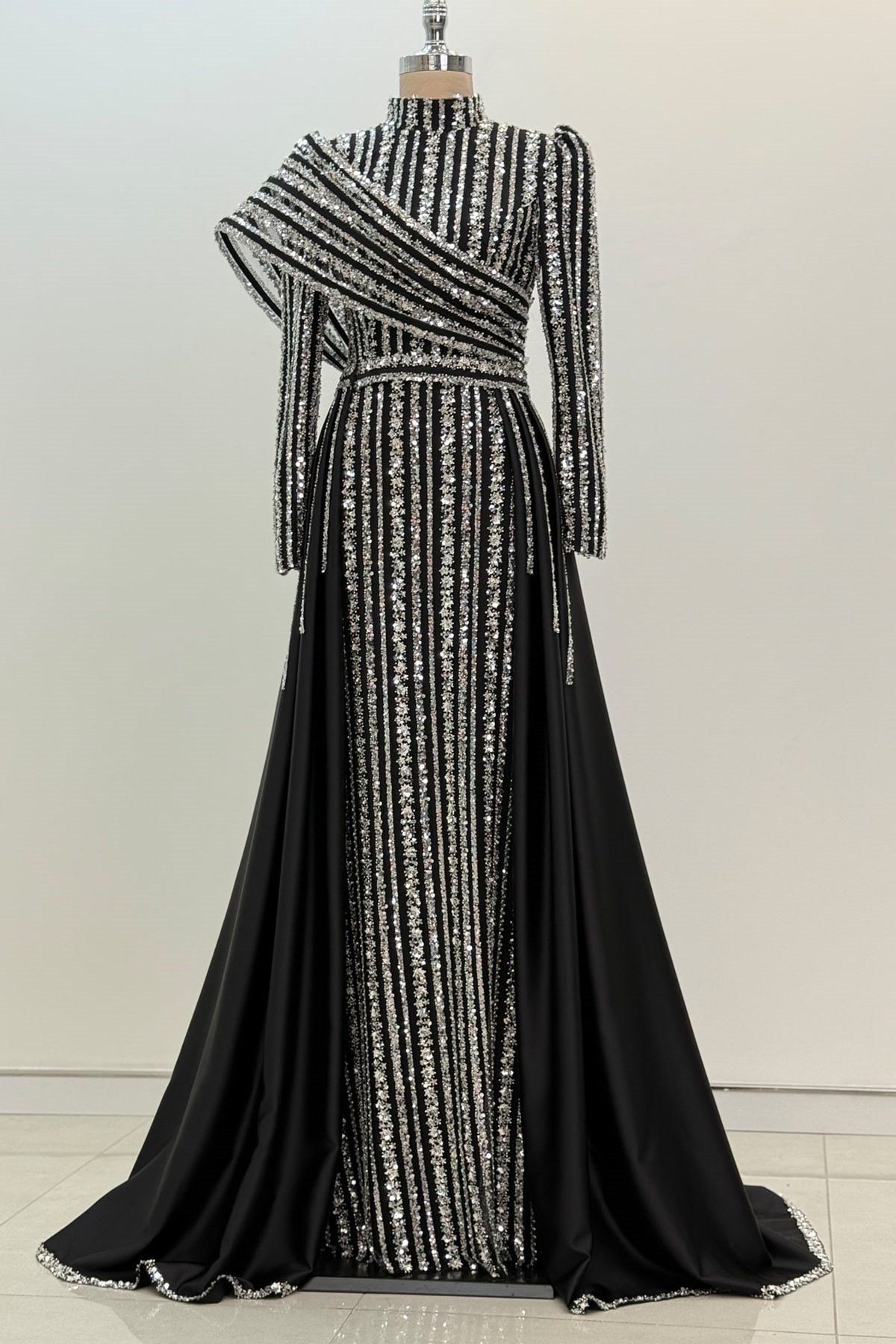 Elegance Tesettür Abiye Siyah Gümüş