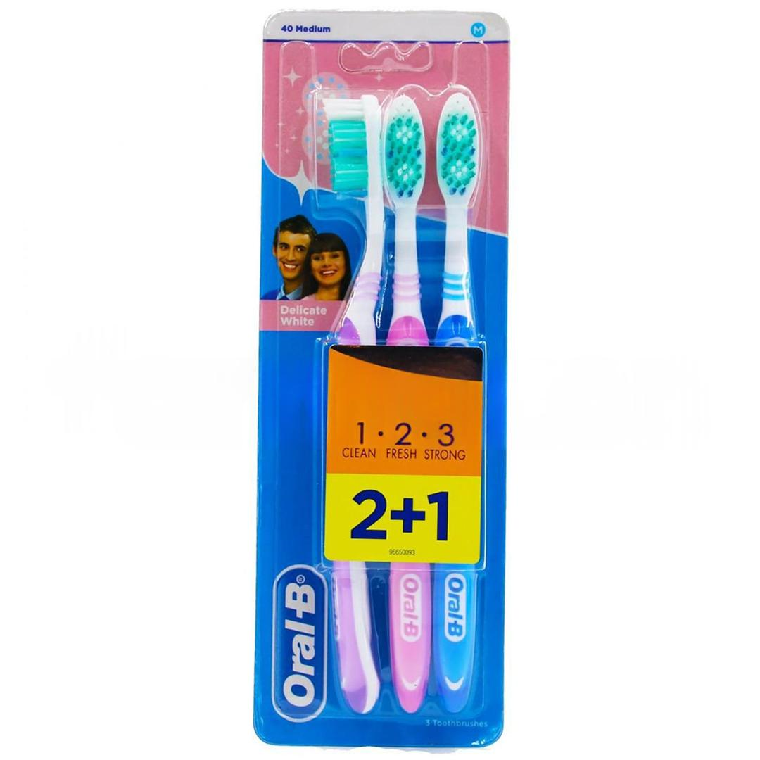 Oral-B Diş Fırçası Delicate White 40 Medium 2+1