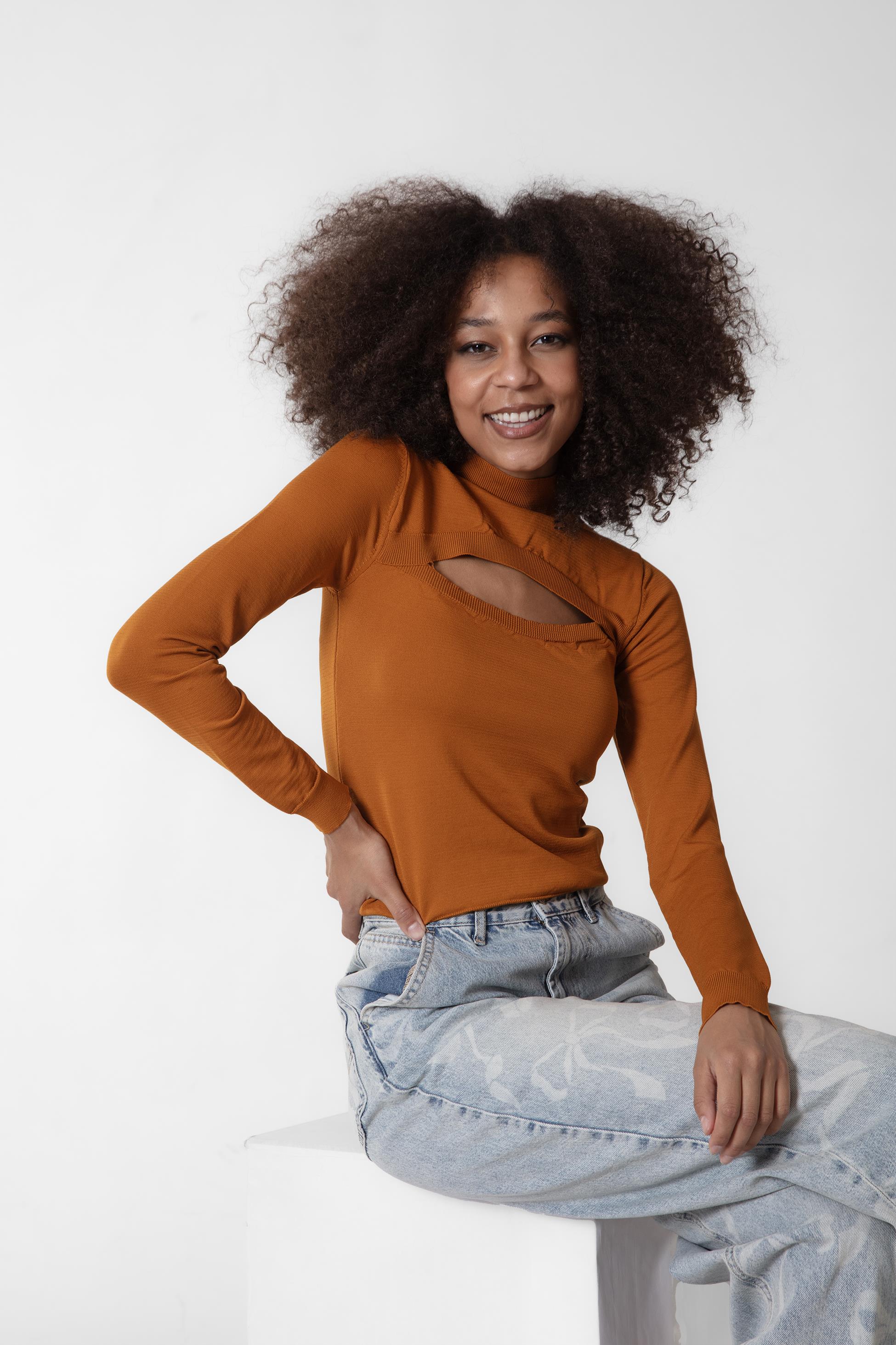 Dik Yaka Kadın Triko