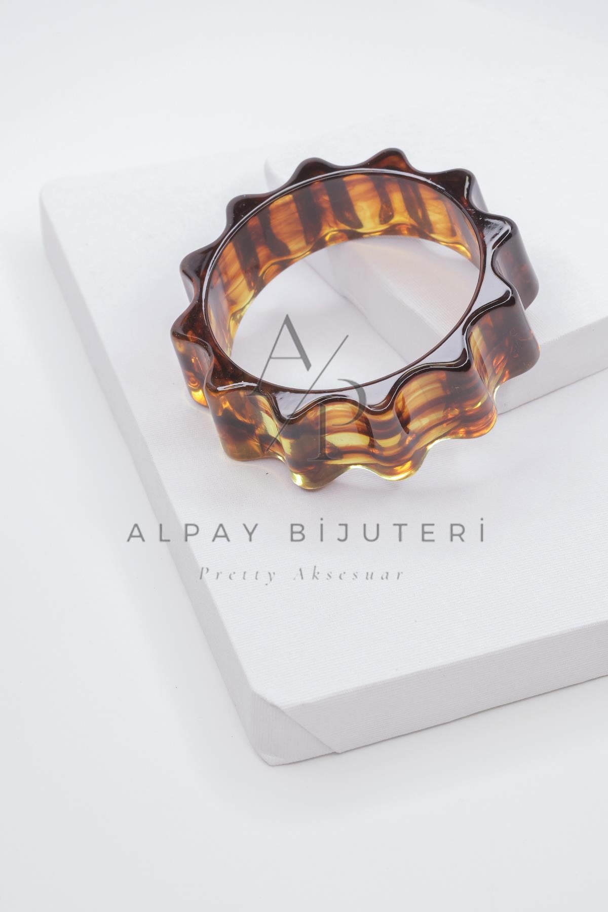 Şık Tasarım Bilezik 