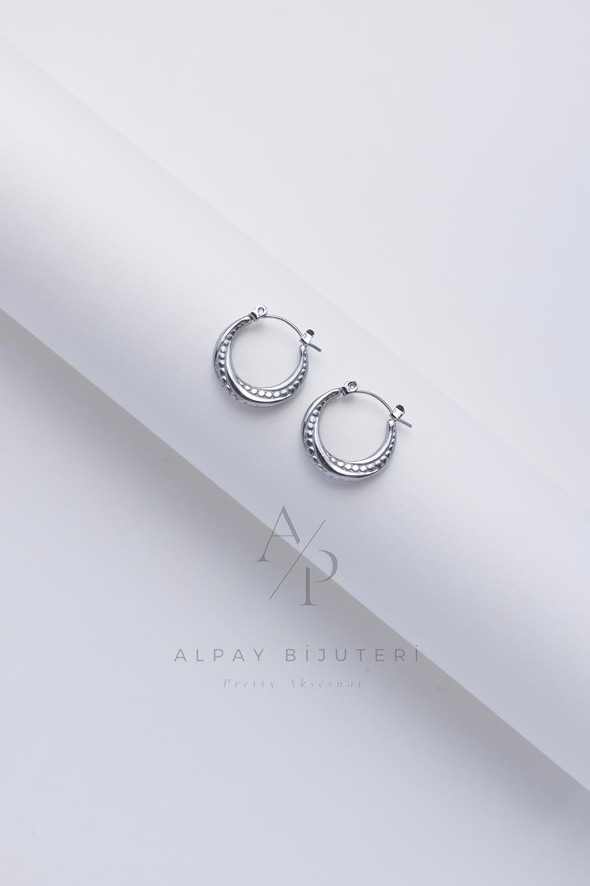 Pul Sarmal Detay Çelik Küpe