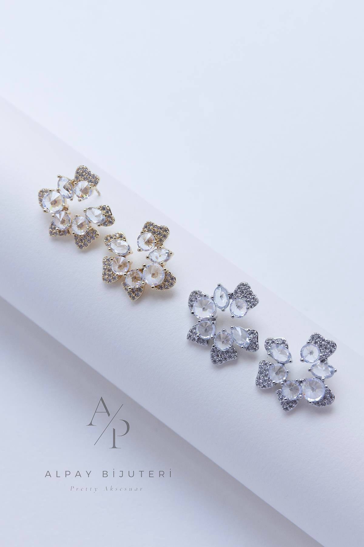 Zirkon Şık Tasarım Çiçek Küpe