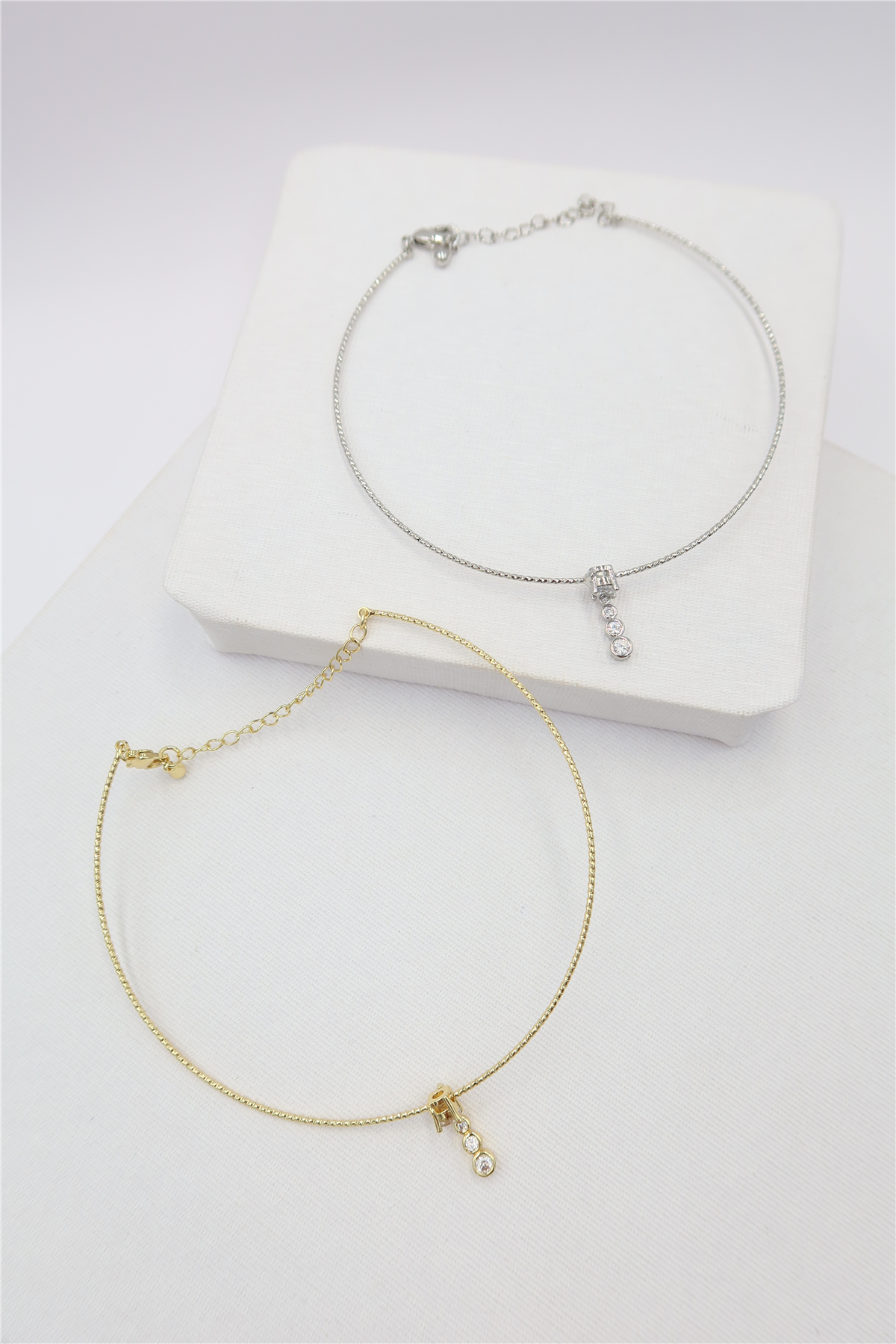 Charm Detaylı Çelik Misinalı Halhal