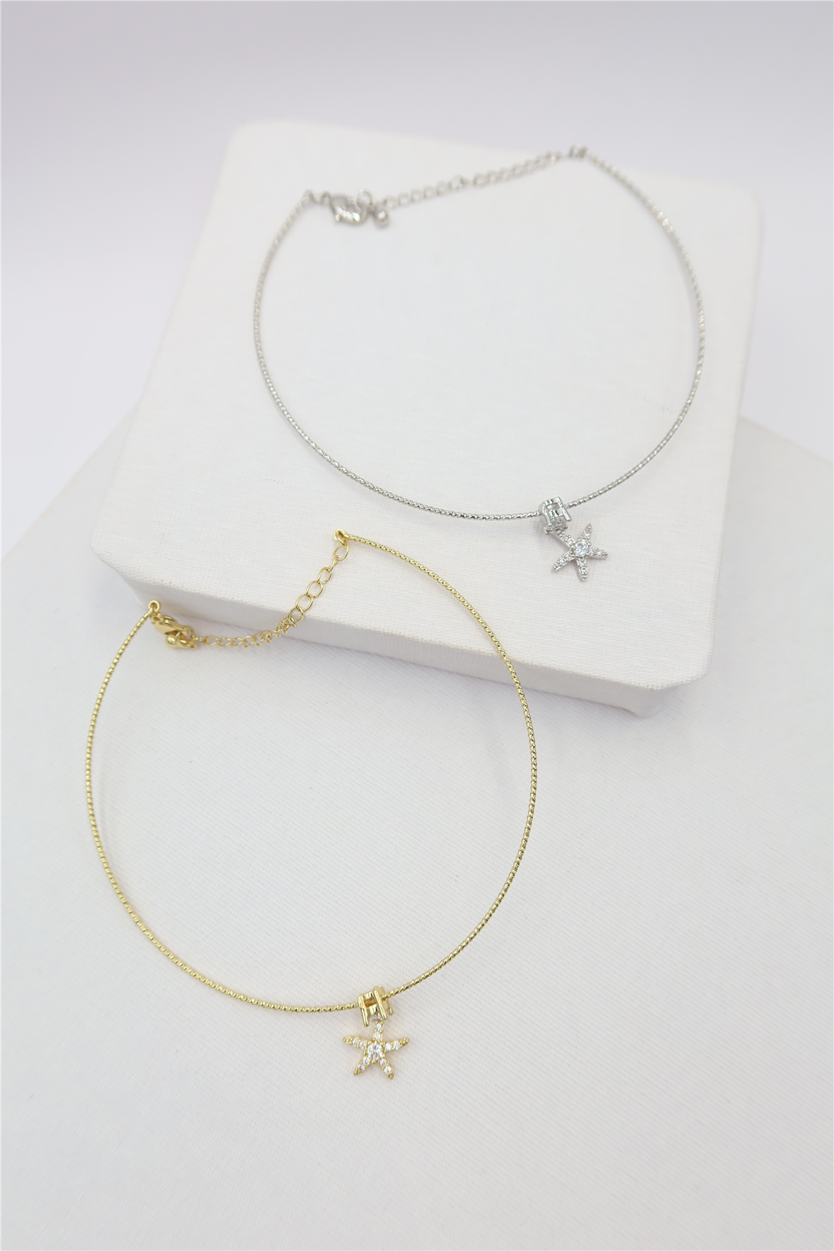 Charm Detaylı Çelik Misinalı Halhal