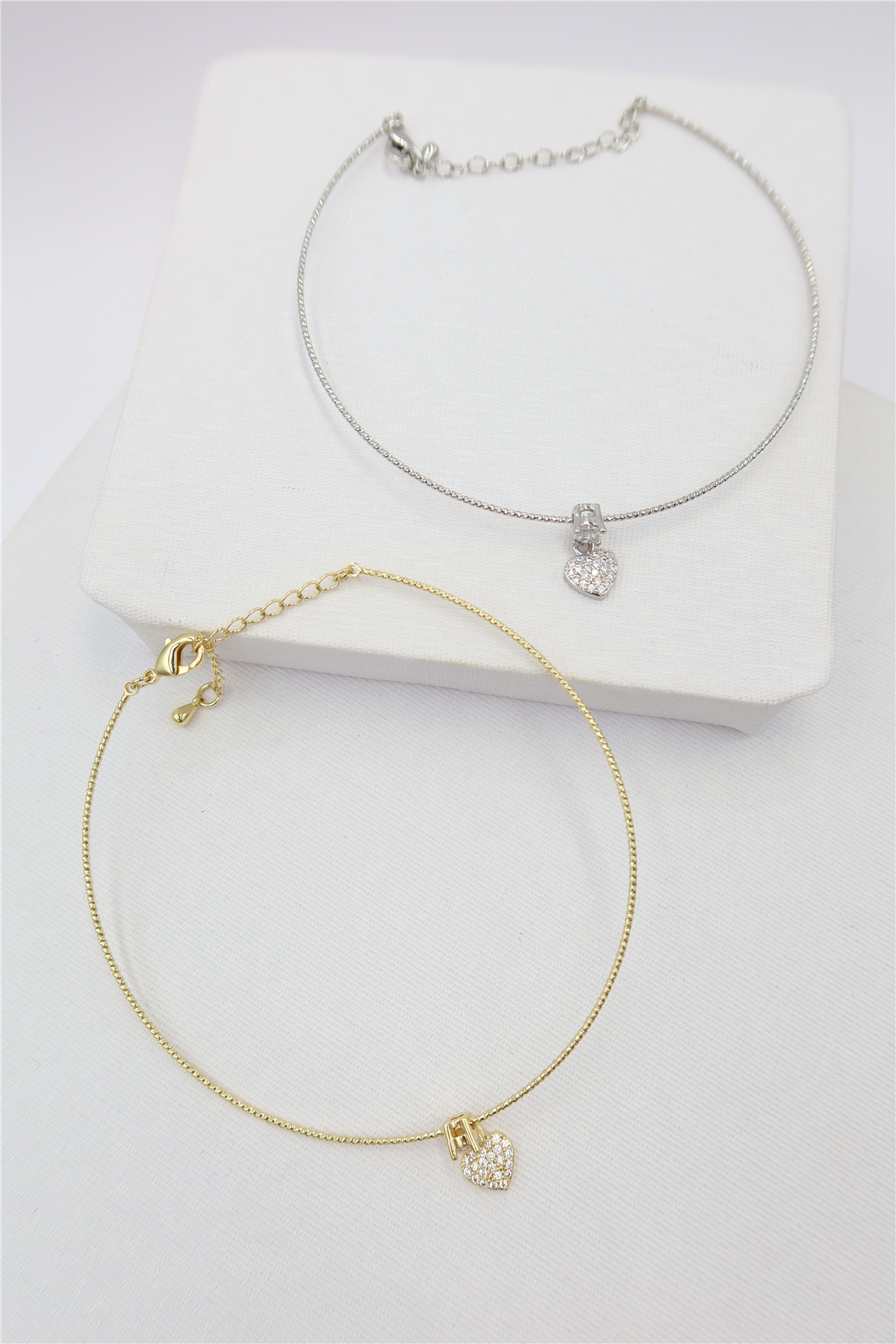Charm Detaylı Çelik Misinalı Halhal