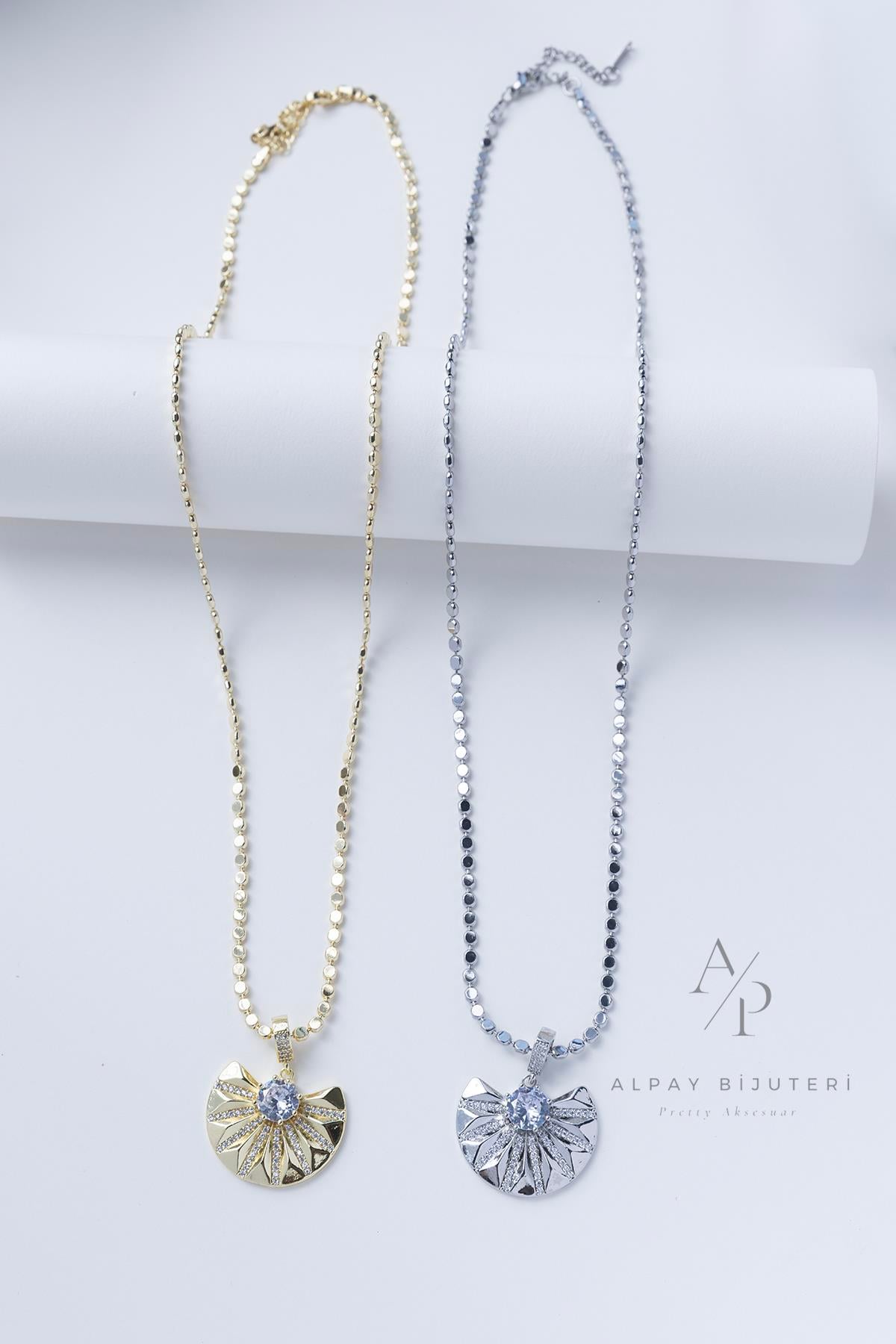 Parıltı Sembol Çelik Kolye