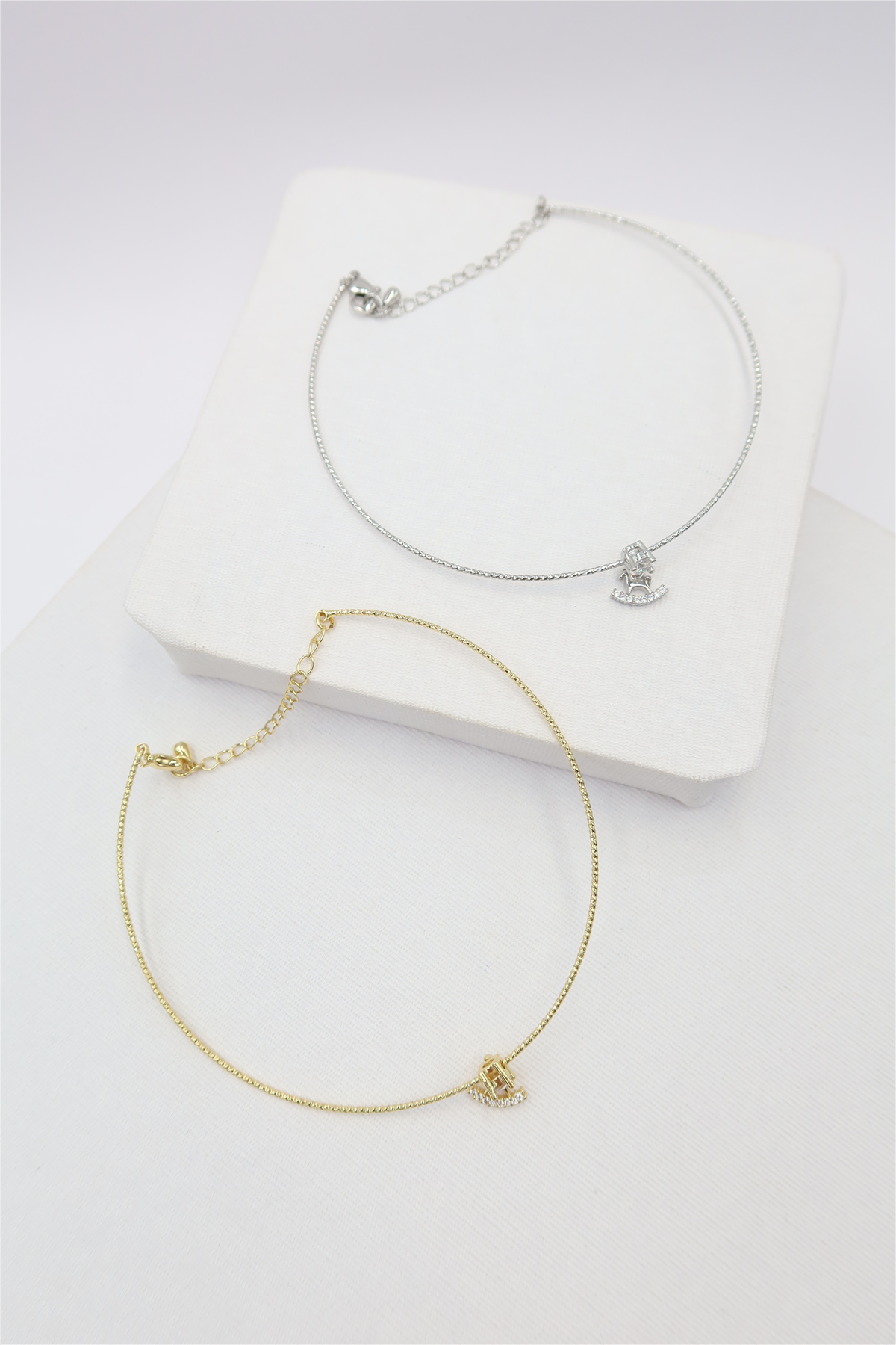 Charm Detaylı Çelik Misinalı Halhal